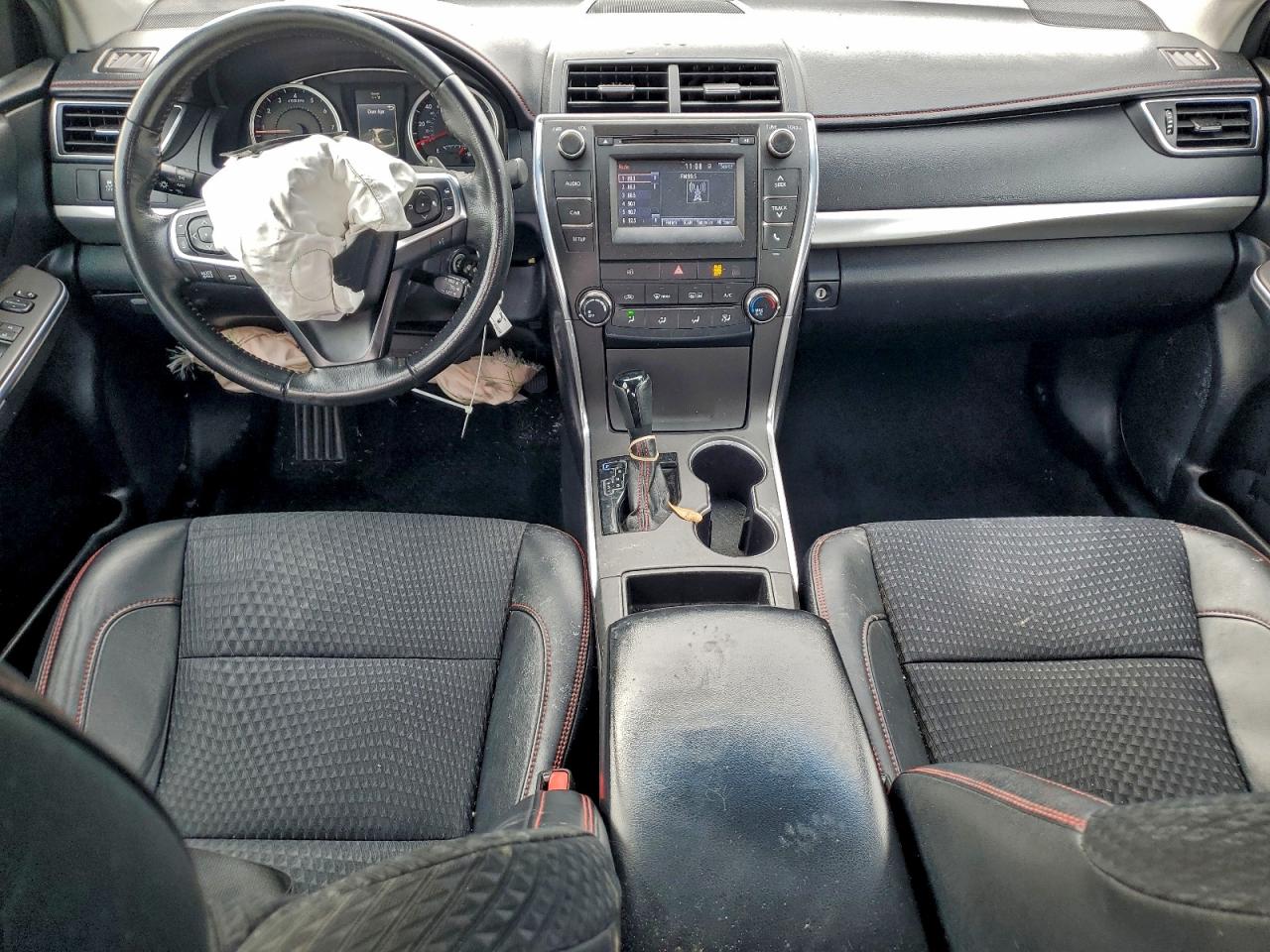 2015 Toyota Camry Le Silver vin: 4T1BF1FK5FU102395