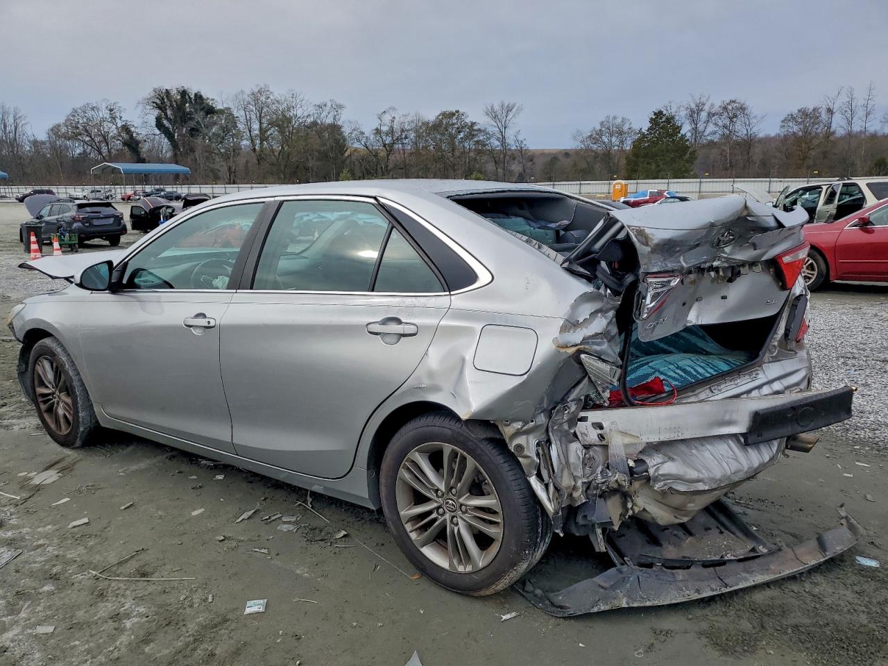 2015 Toyota Camry Le Silver vin: 4T1BF1FK5FU102395