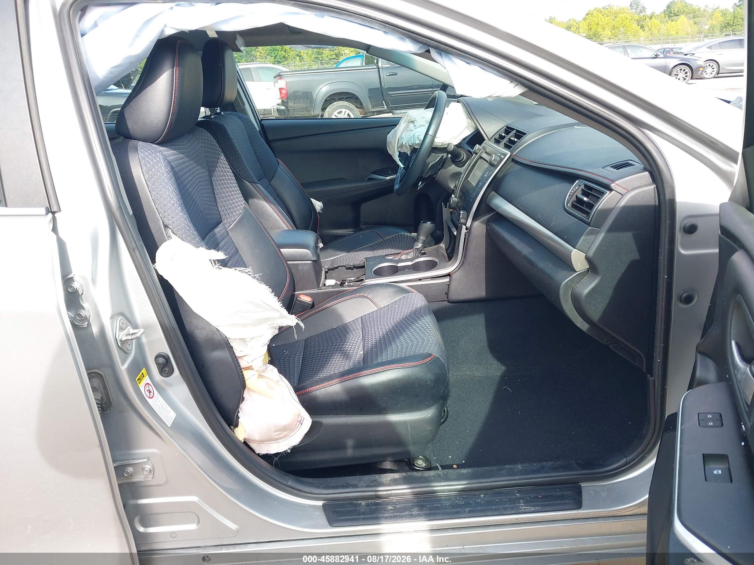 2015 Toyota Camry Se Silver vin: 4T1BF1FK5FU102820