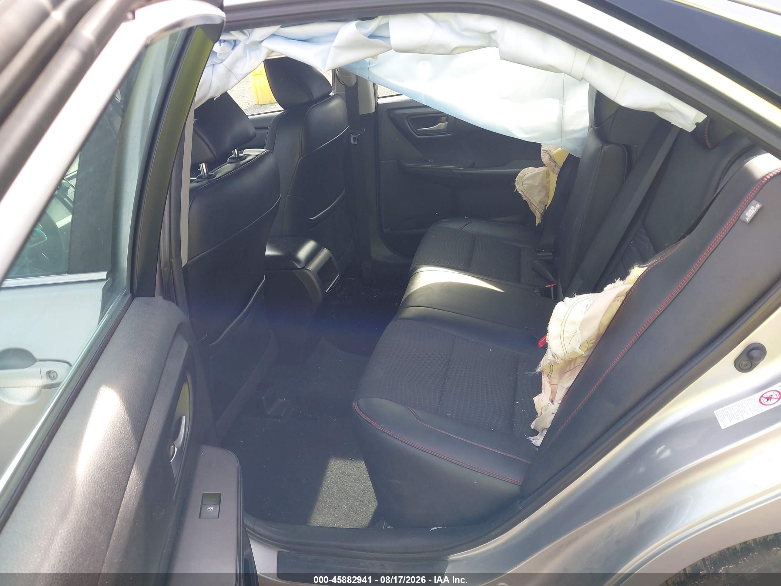 2015 Toyota Camry Se Silver vin: 4T1BF1FK5FU102820