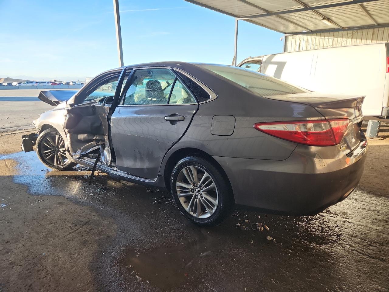 2015 Toyota Camry Se Silver vin: 4T1BF1FK5FU104261 Damage: Left Rear Door, Dent(S) W/ Paint Dmg, 1 To 2 Inches