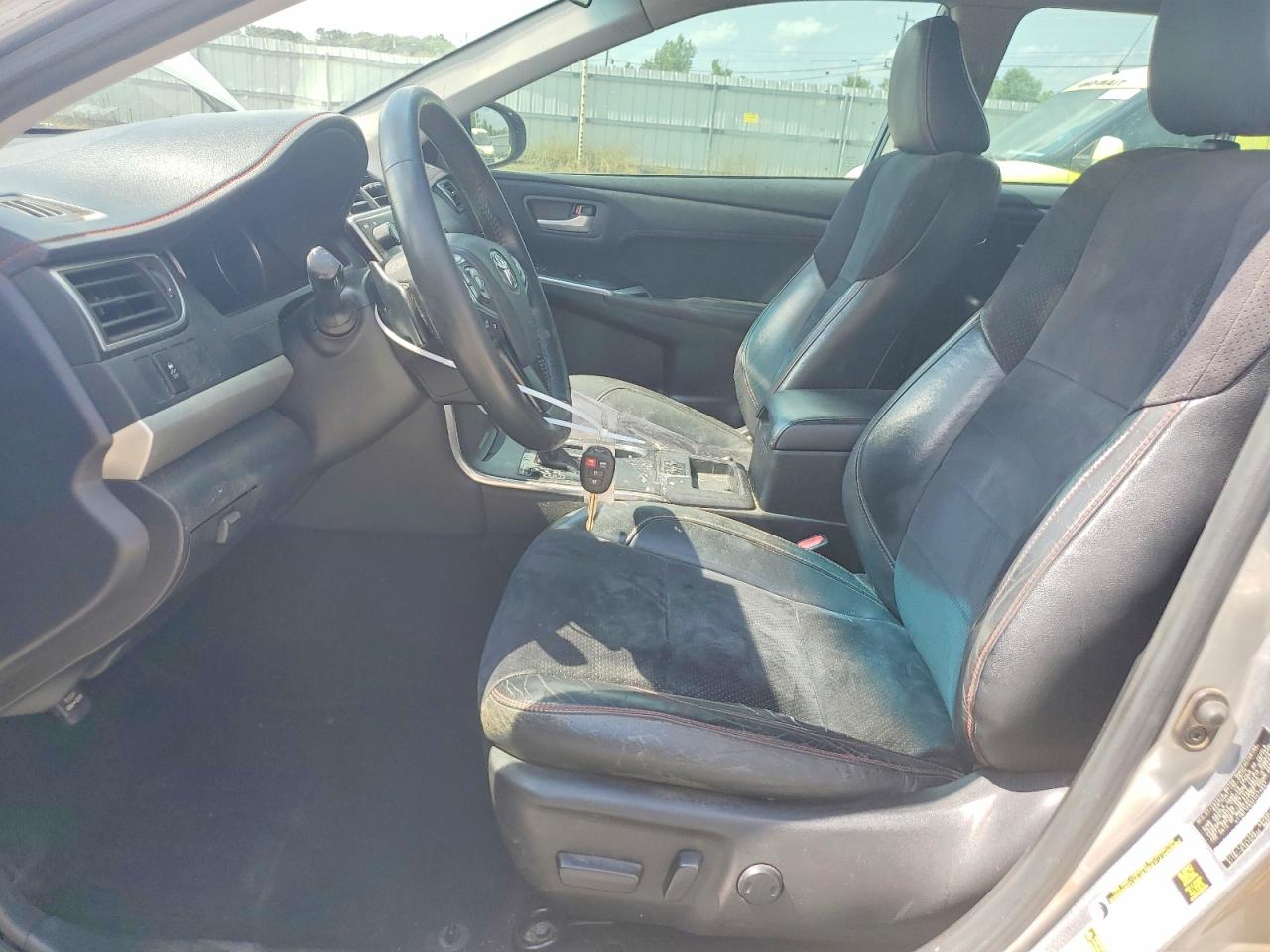 2015 Toyota Camry Xse Silver vin: 4T1BF1FK5FU474657