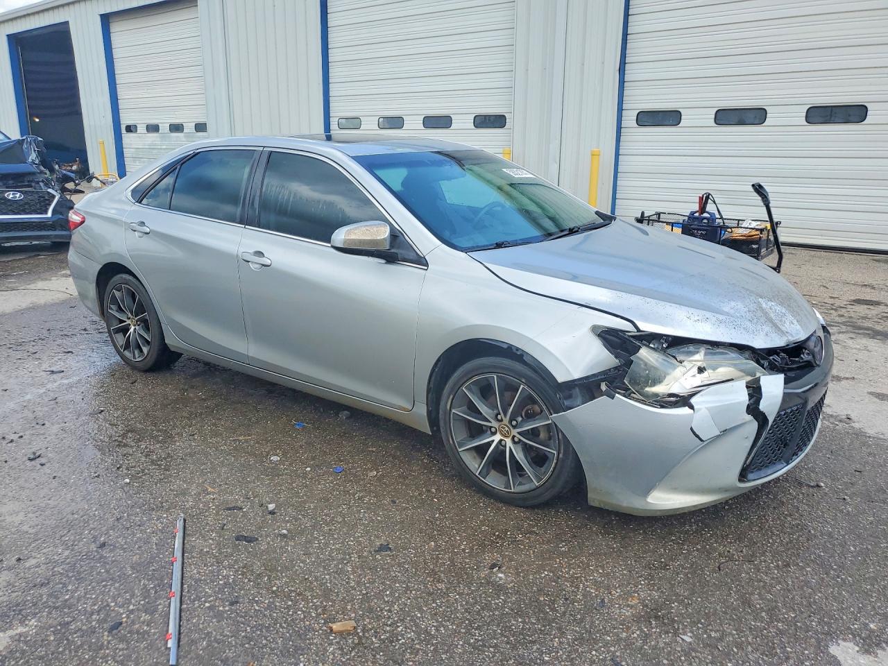 2015 Toyota Camry Xse Silver vin: 4T1BF1FK5FU474657