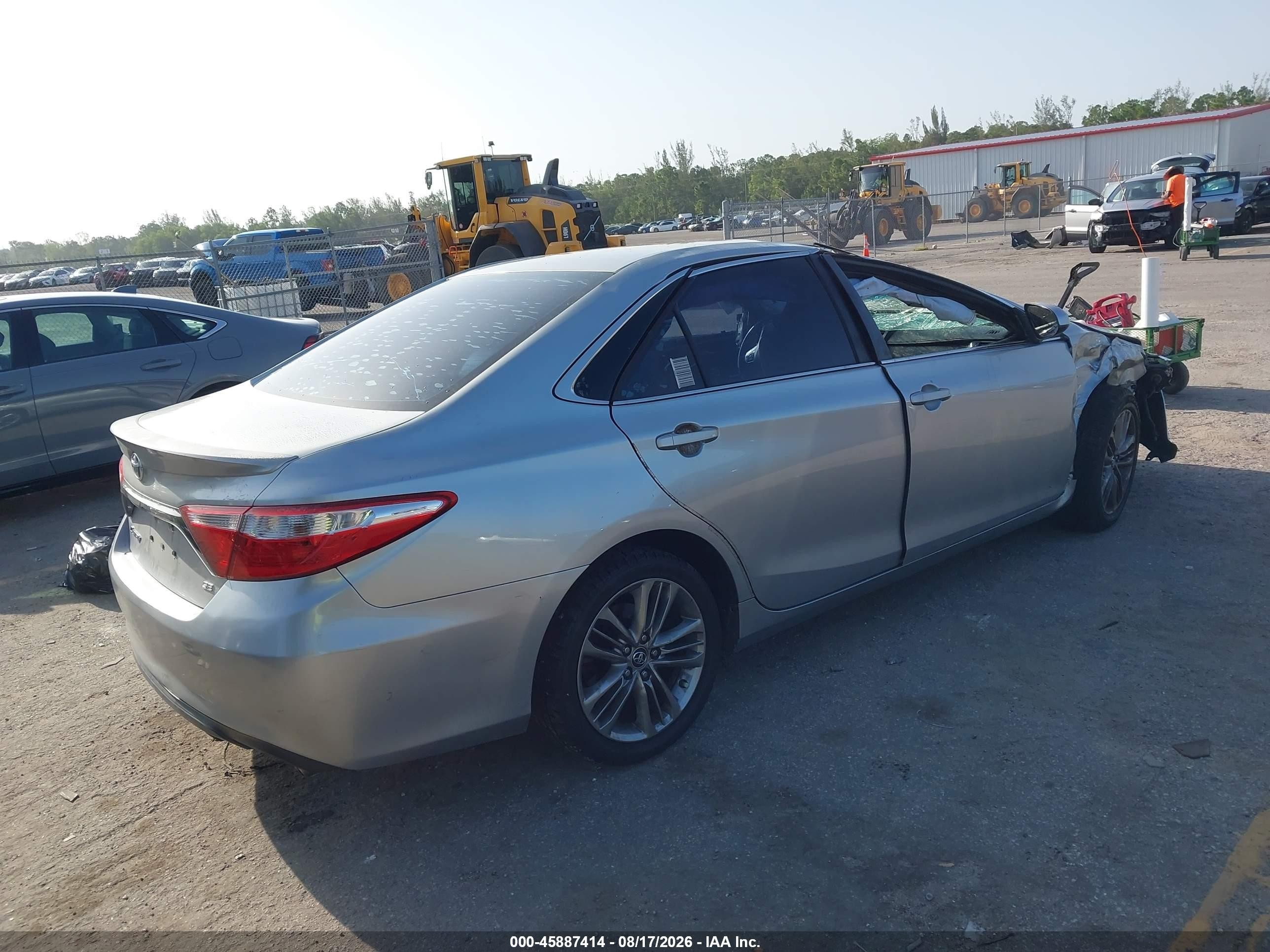 2015 Toyota Camry Se Silver vin: 4T1BF1FK5FU476179