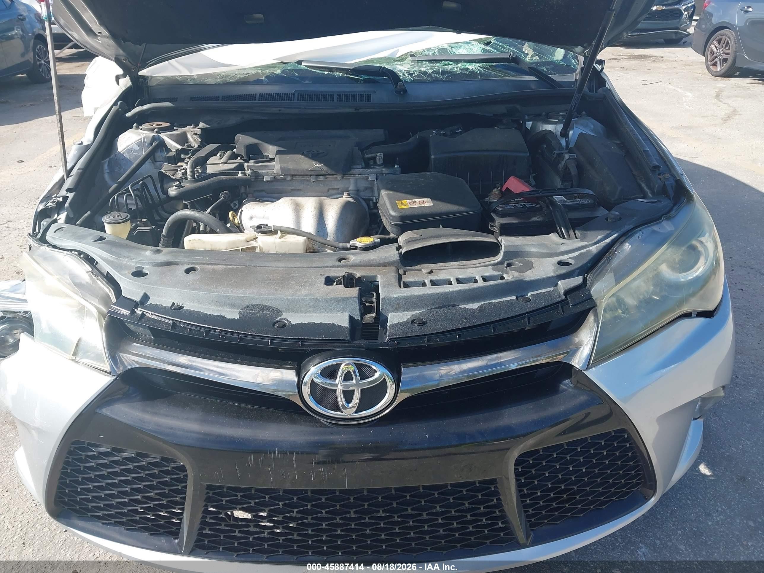2015 Toyota Camry Se Silver vin: 4T1BF1FK5FU476179