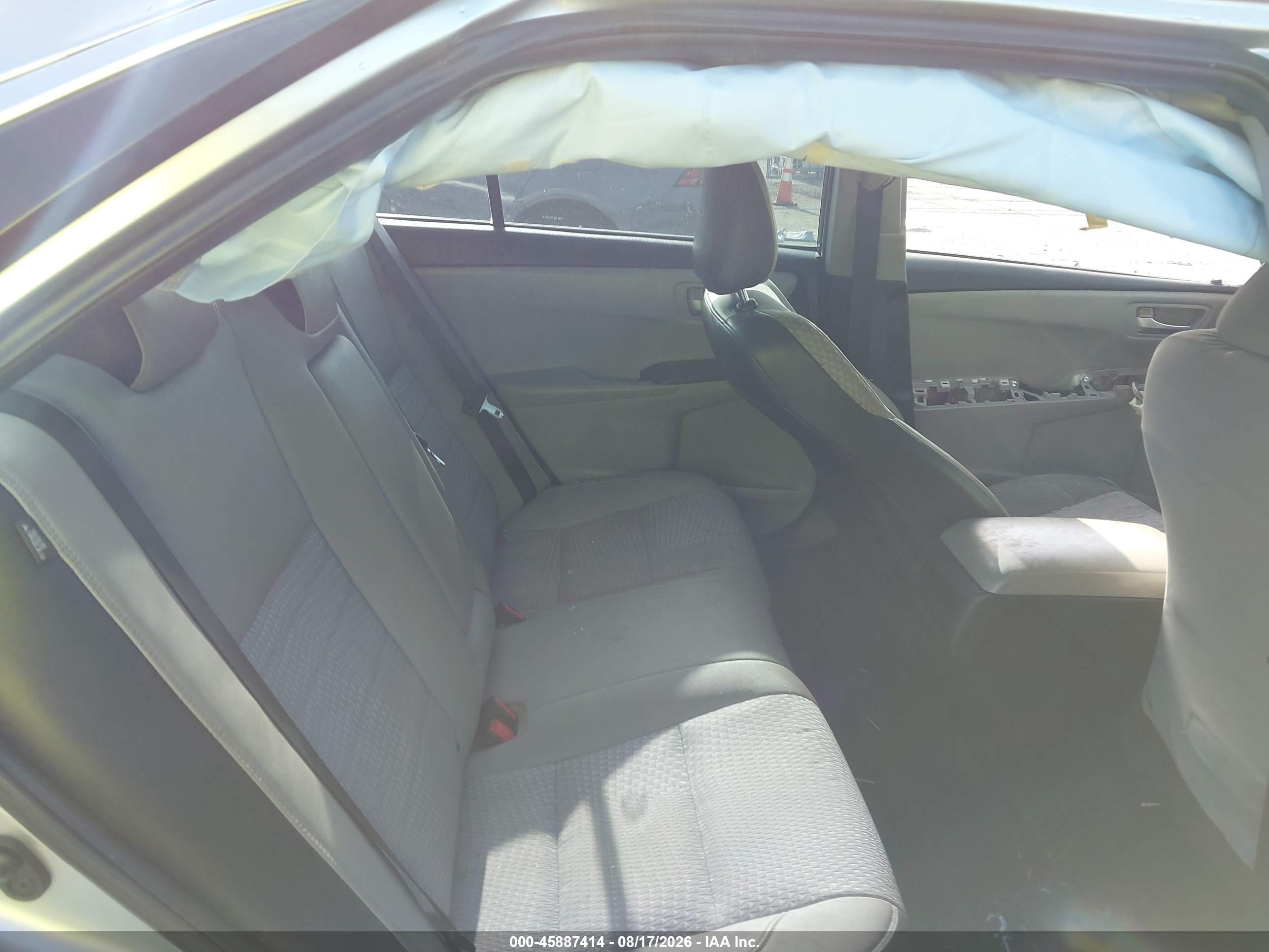 2015 Toyota Camry Se Silver vin: 4T1BF1FK5FU476179