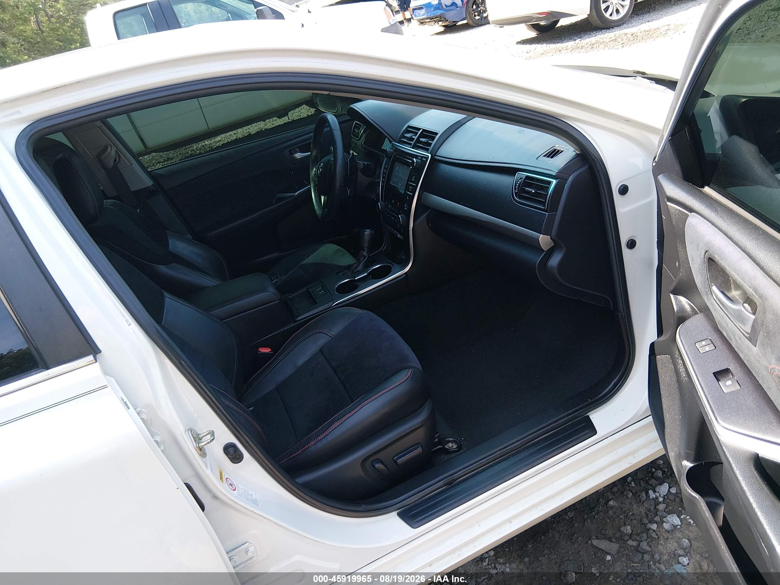 2015 Toyota Camry Xse White vin: 4T1BF1FK5FU491099