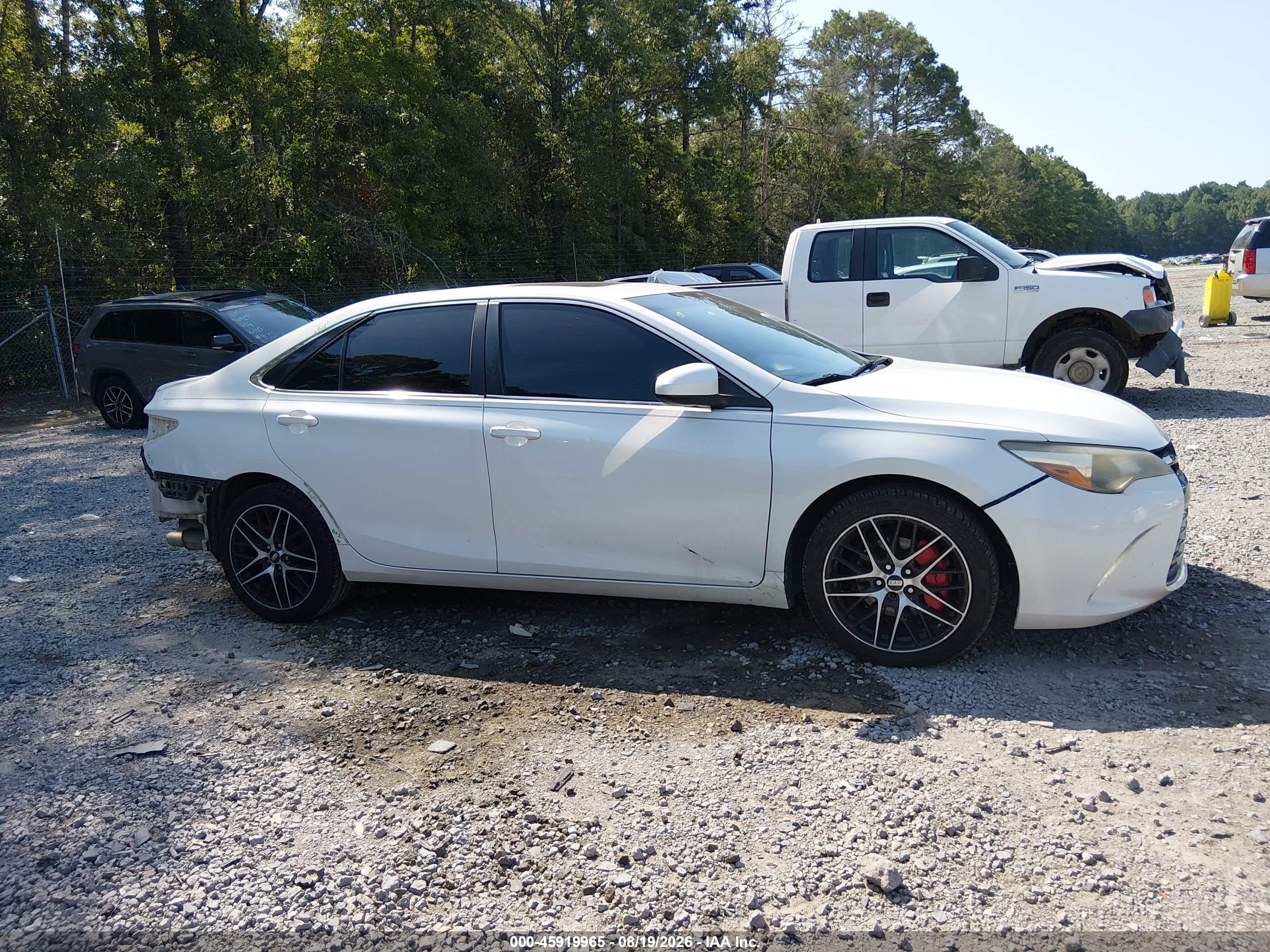 2015 Toyota Camry Xse White vin: 4T1BF1FK5FU491099