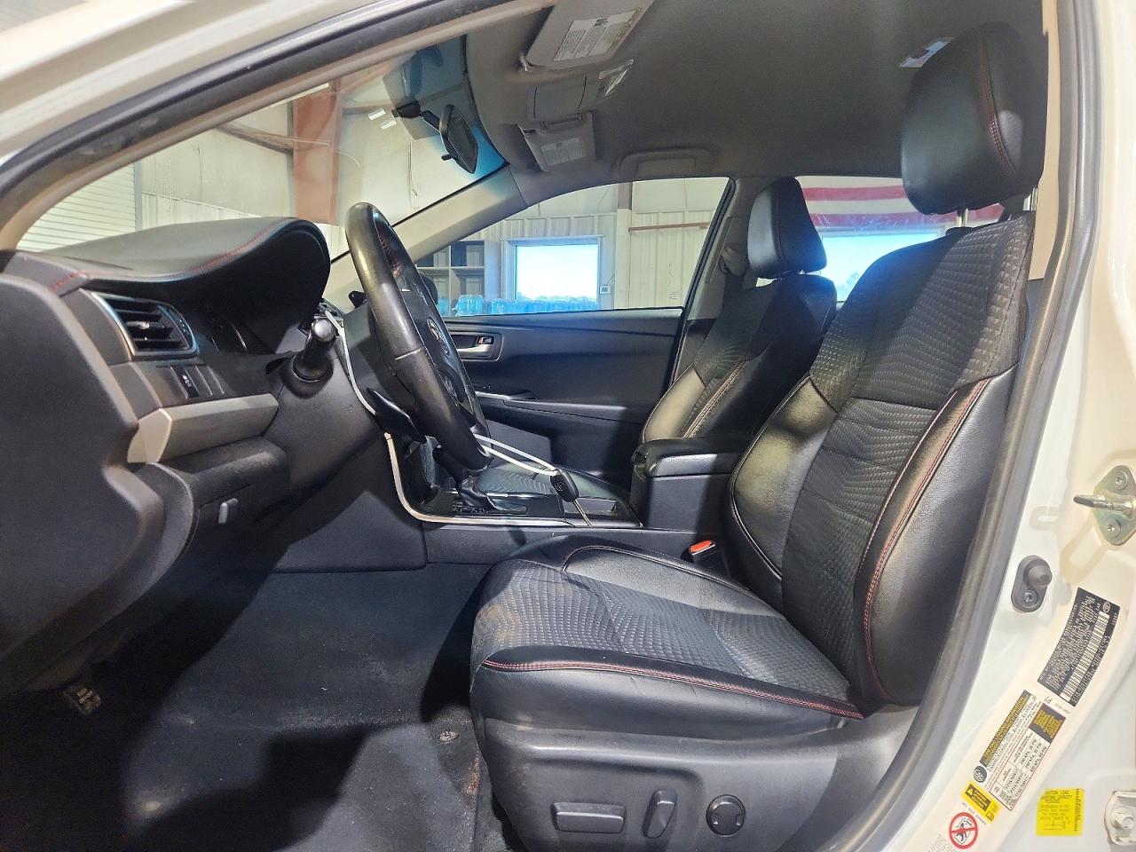 2015 Toyota Camry Se Белый vin: 4T1BF1FK5FU491149