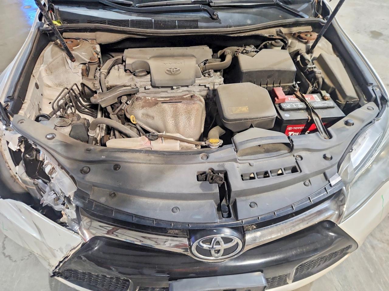 2015 Toyota Camry Se Белый vin: 4T1BF1FK5FU491149