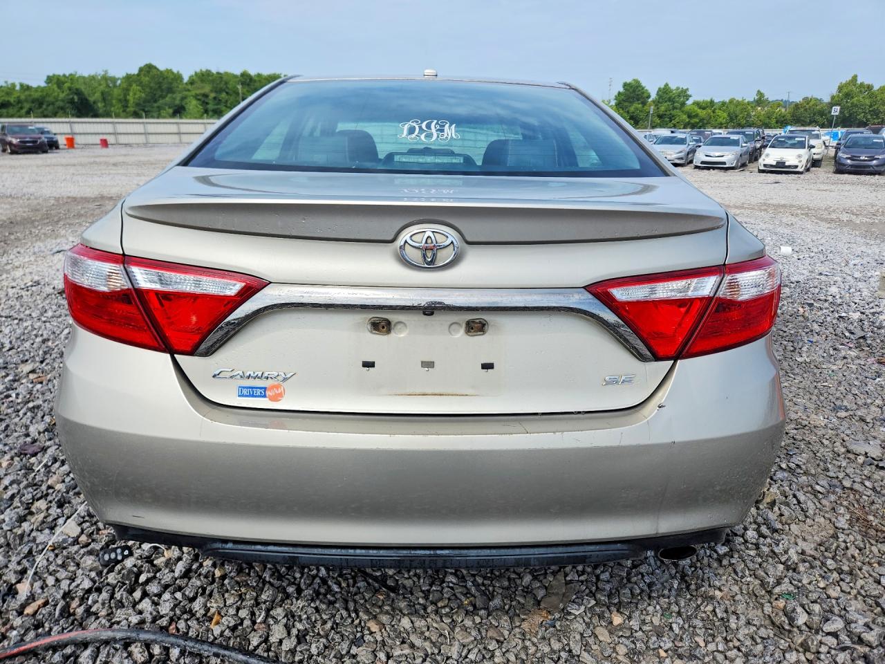 2015 Toyota Camry Se Tan vin: 4T1BF1FK5FU497730