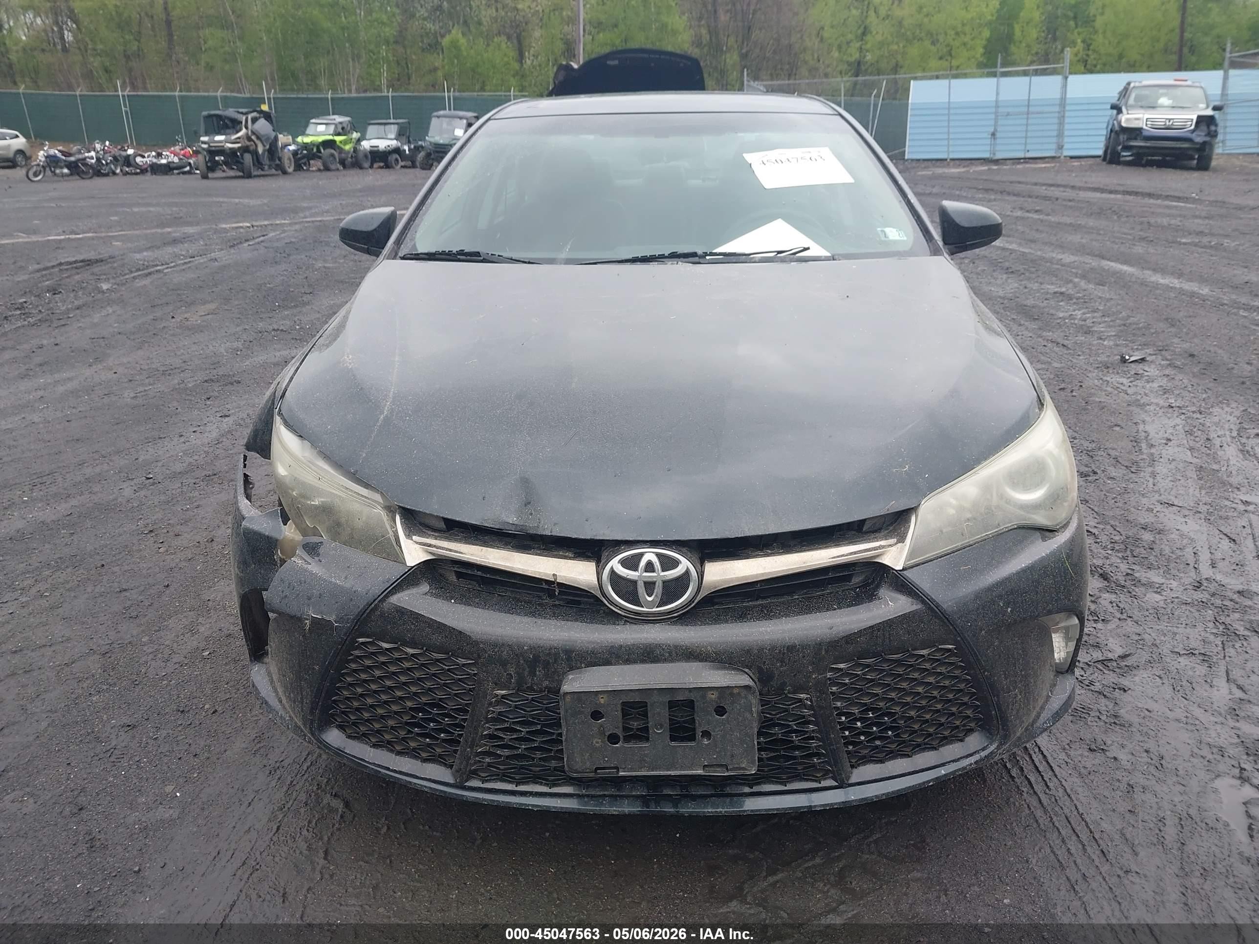 2015 Toyota Camry Se Black vin: 4T1BF1FK5FU498005