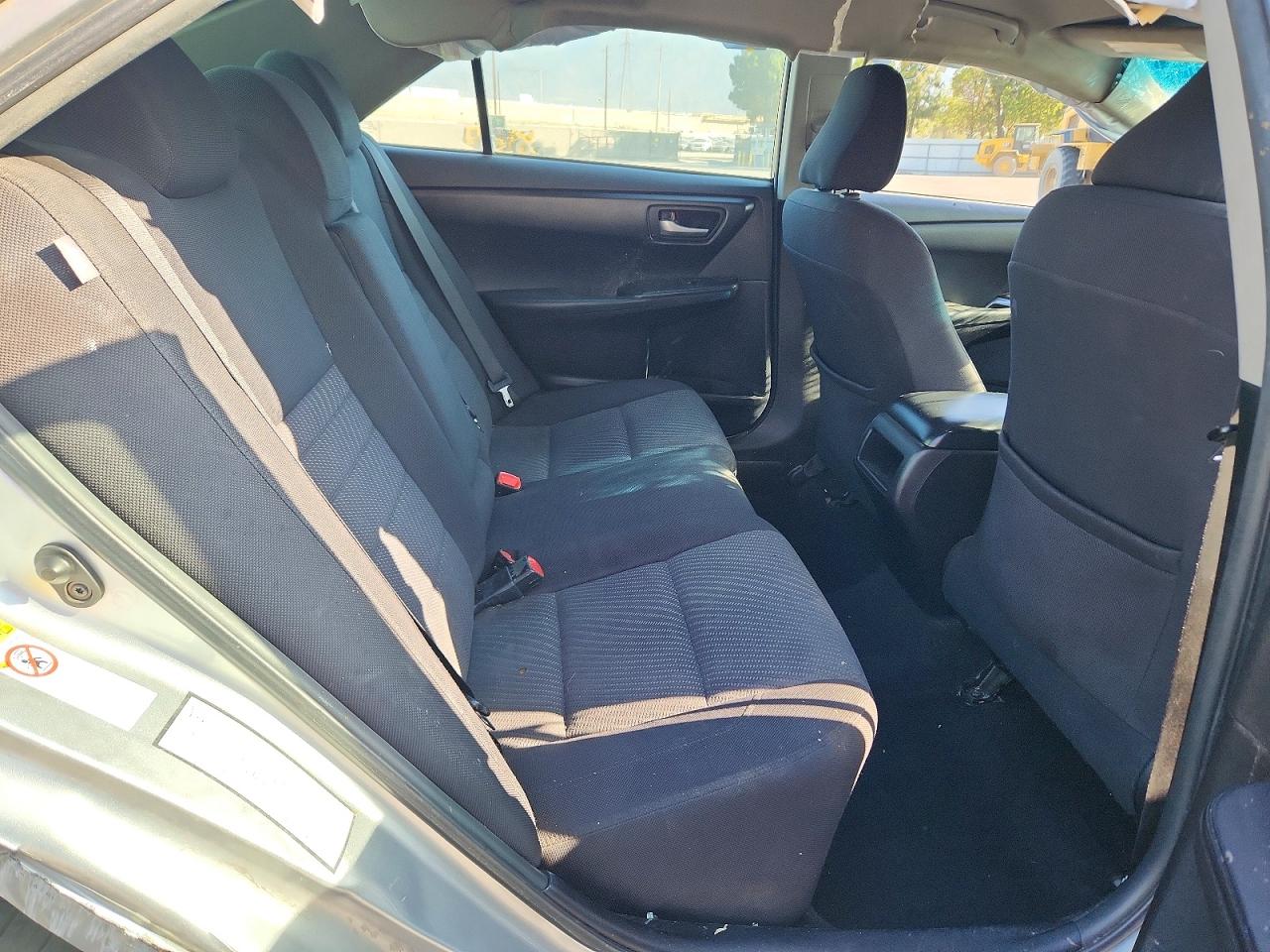 2015 Toyota Camry Le Silver vin: 4T1BF1FK5FU873343