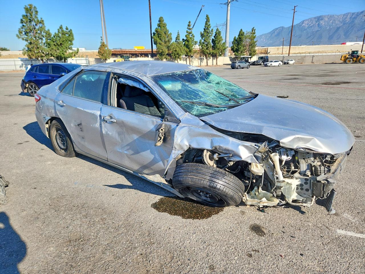 2015 Toyota Camry Le Silver vin: 4T1BF1FK5FU873343