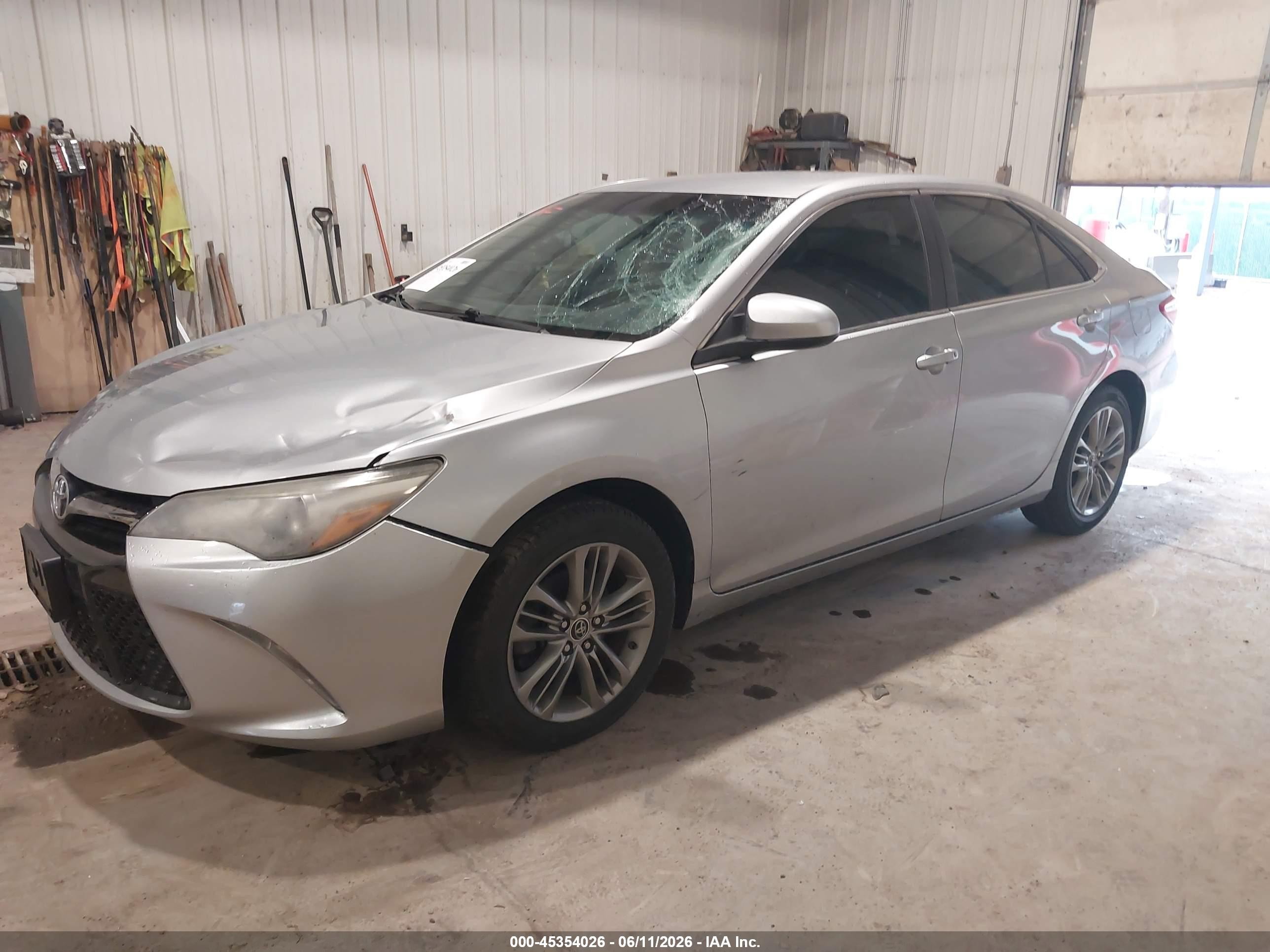 2015 Toyota Camry Se Silver vin: 4T1BF1FK5FU876419