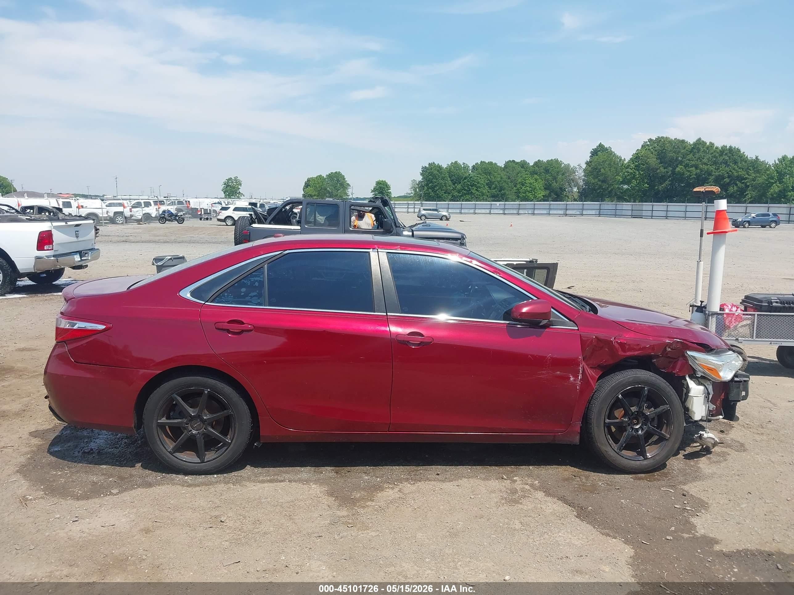 2015 Toyota Camry Se Red vin: 4T1BF1FK5FU882821