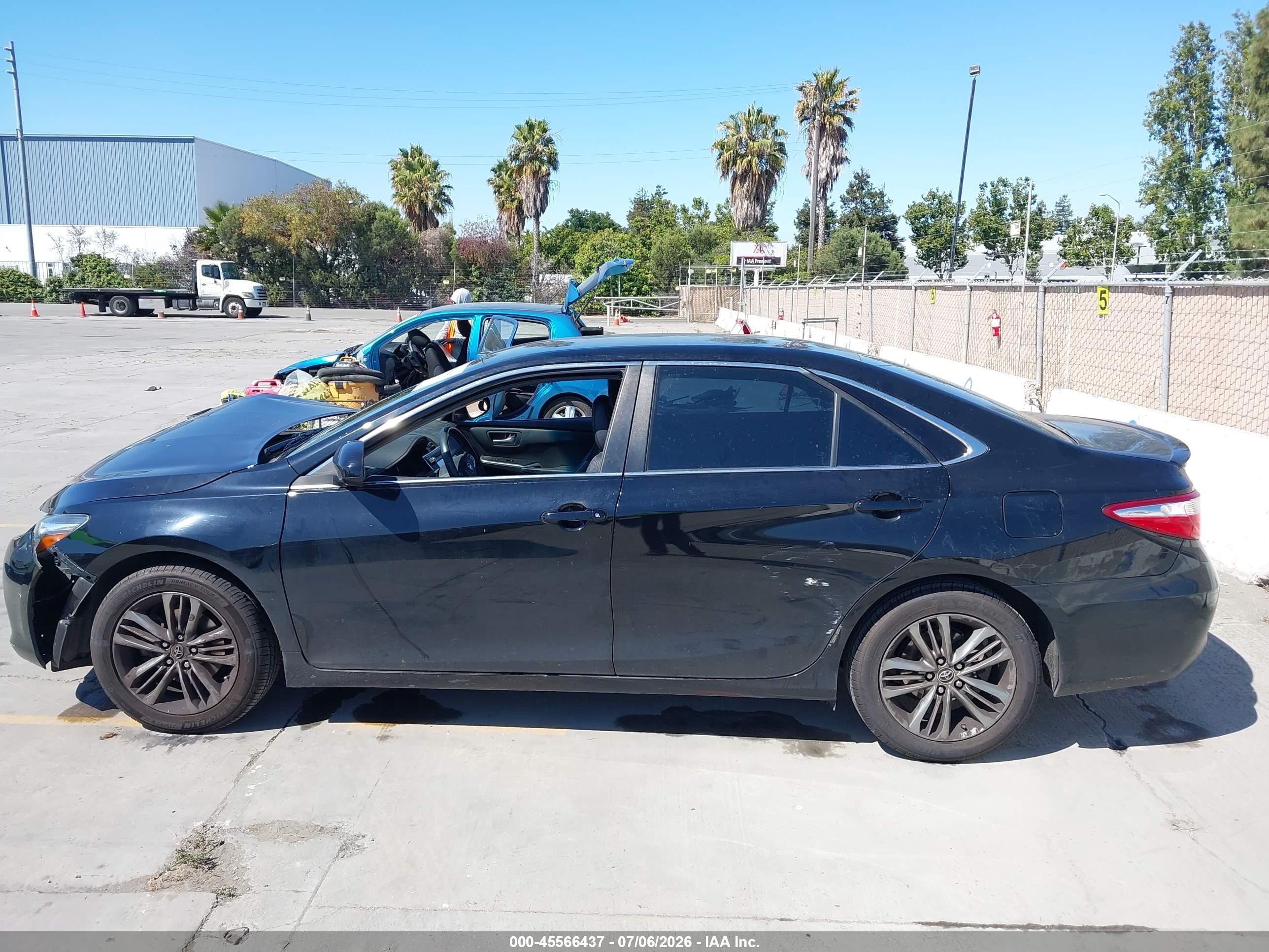 2015 Toyota Camry Se Black vin: 4T1BF1FK5FU886819