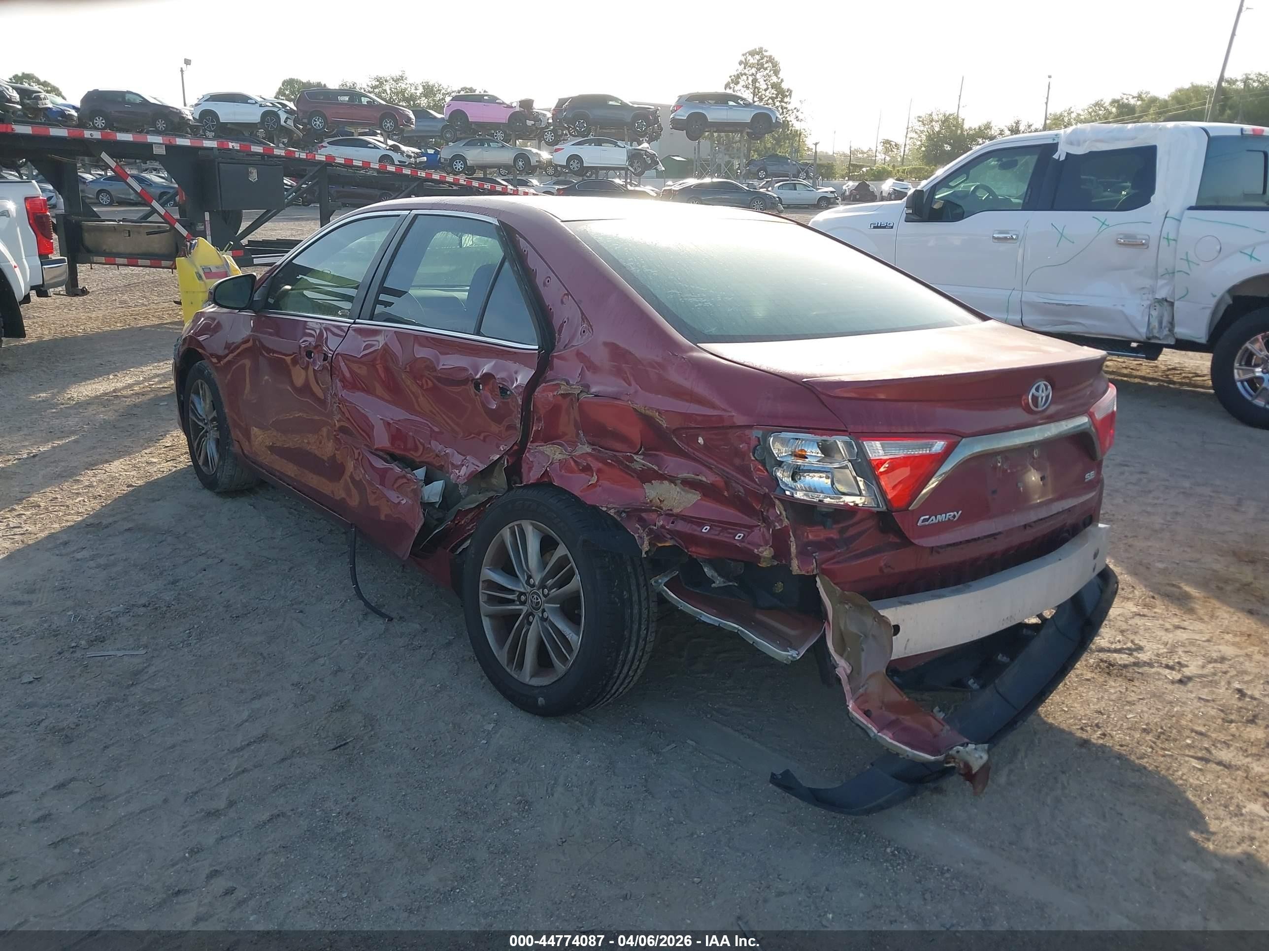 2015 Toyota Camry Se Maroon vin: 4T1BF1FK5FU887694
