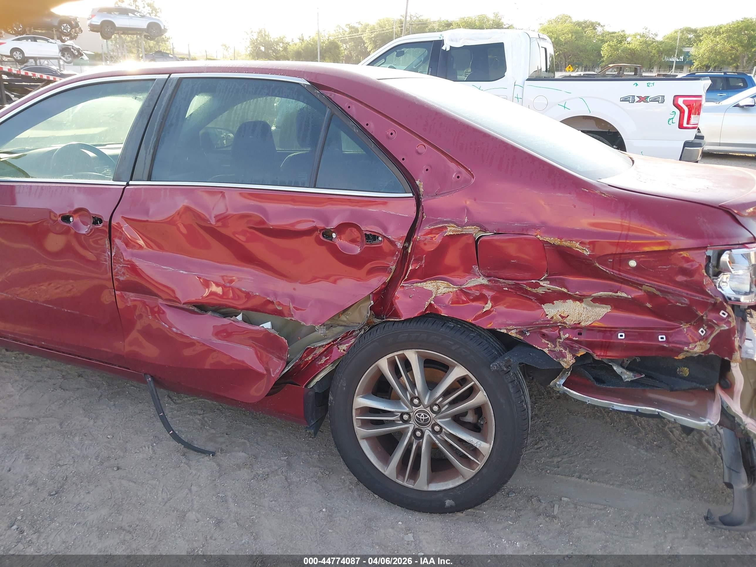 2015 Toyota Camry Se Maroon vin: 4T1BF1FK5FU887694