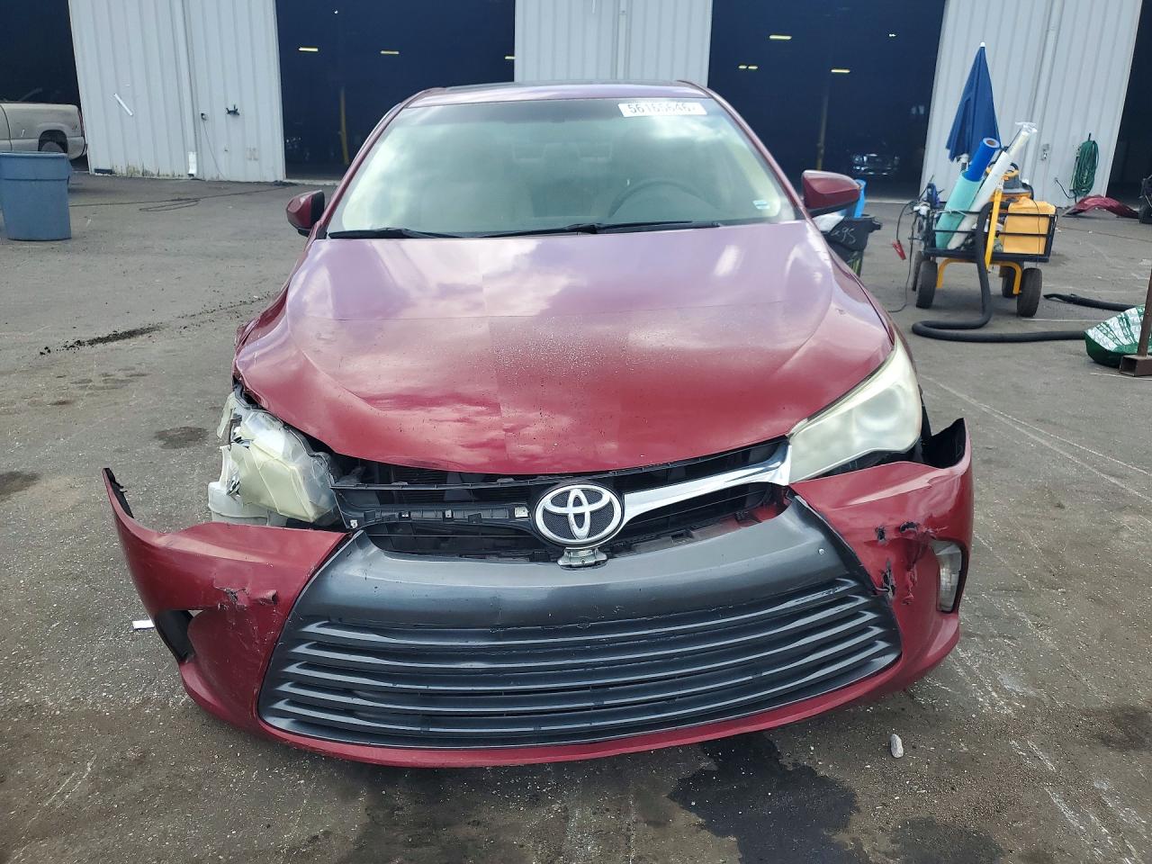 2015 Toyota Camry Le Maroon vin: 4T1BF1FK5FU891776