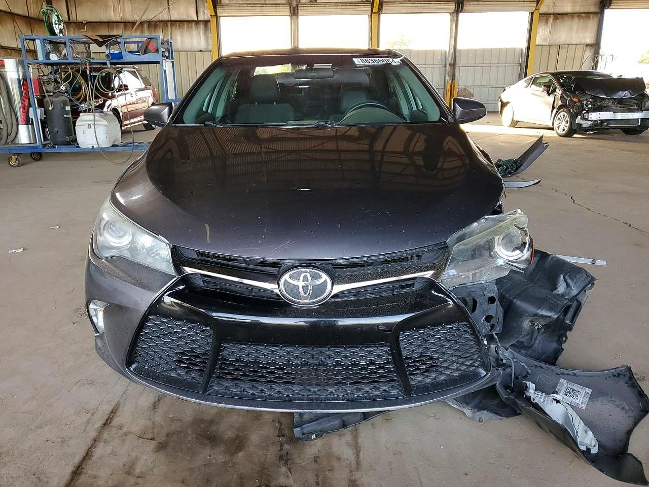 2015 Toyota Camry Se Charcoal vin: 4T1BF1FK5FU895777