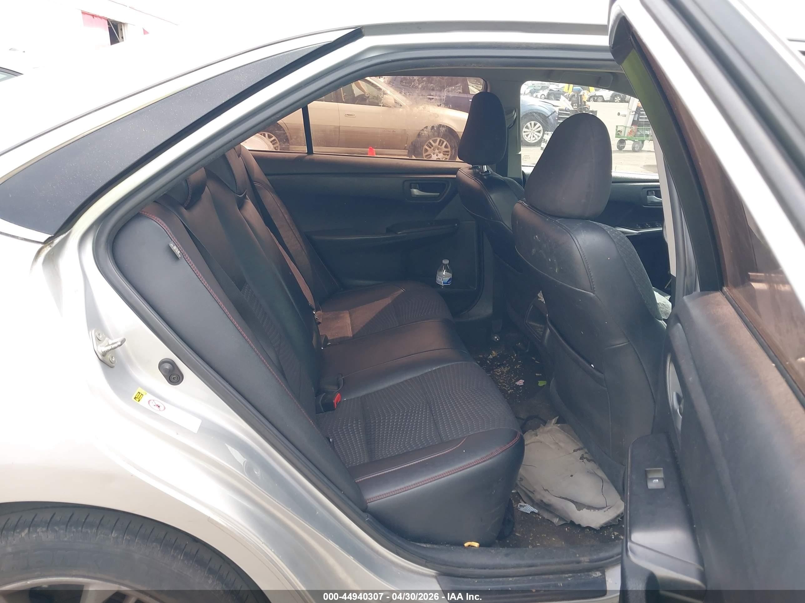 2015 Toyota Camry Se Серебряный vin: 4T1BF1FK5FU897626