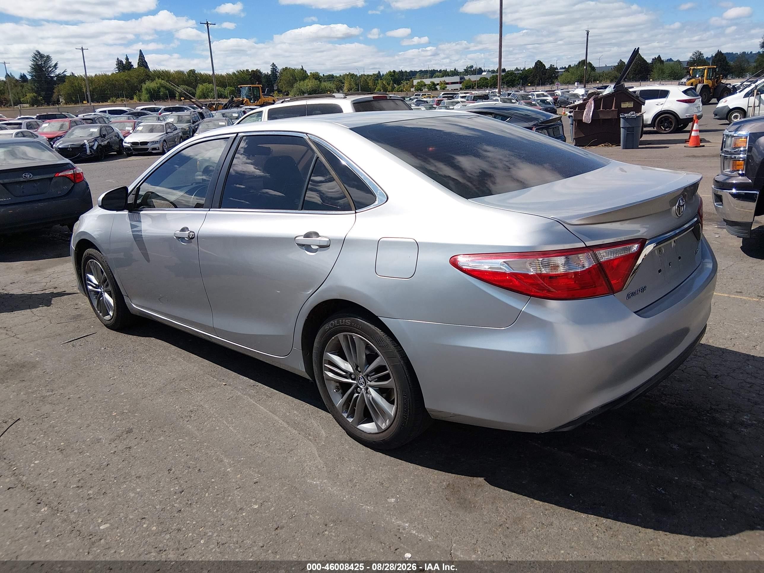 2015 Toyota Camry Se Silver vin: 4T1BF1FK5FU897626