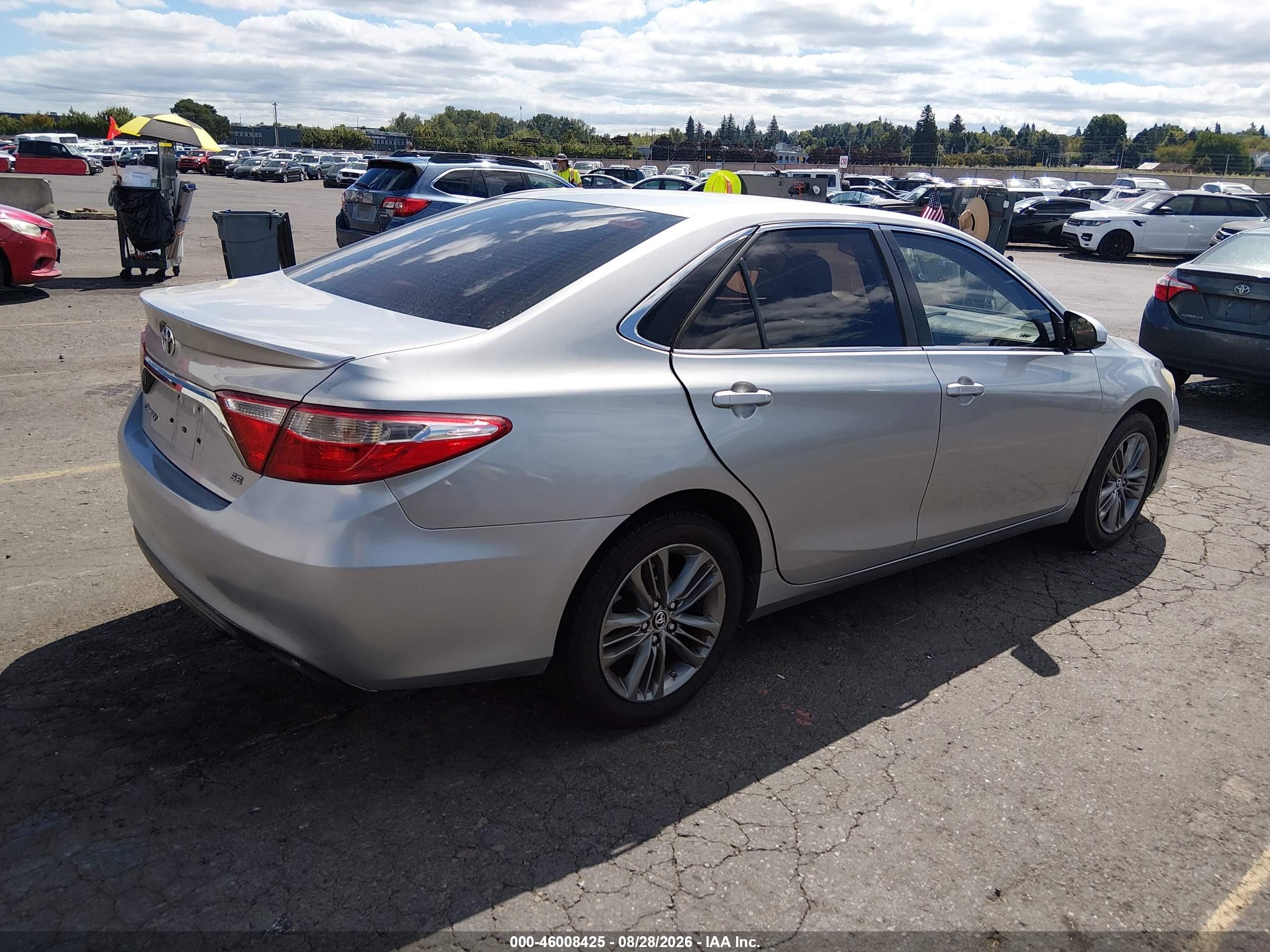 2015 Toyota Camry Se Silver vin: 4T1BF1FK5FU897626