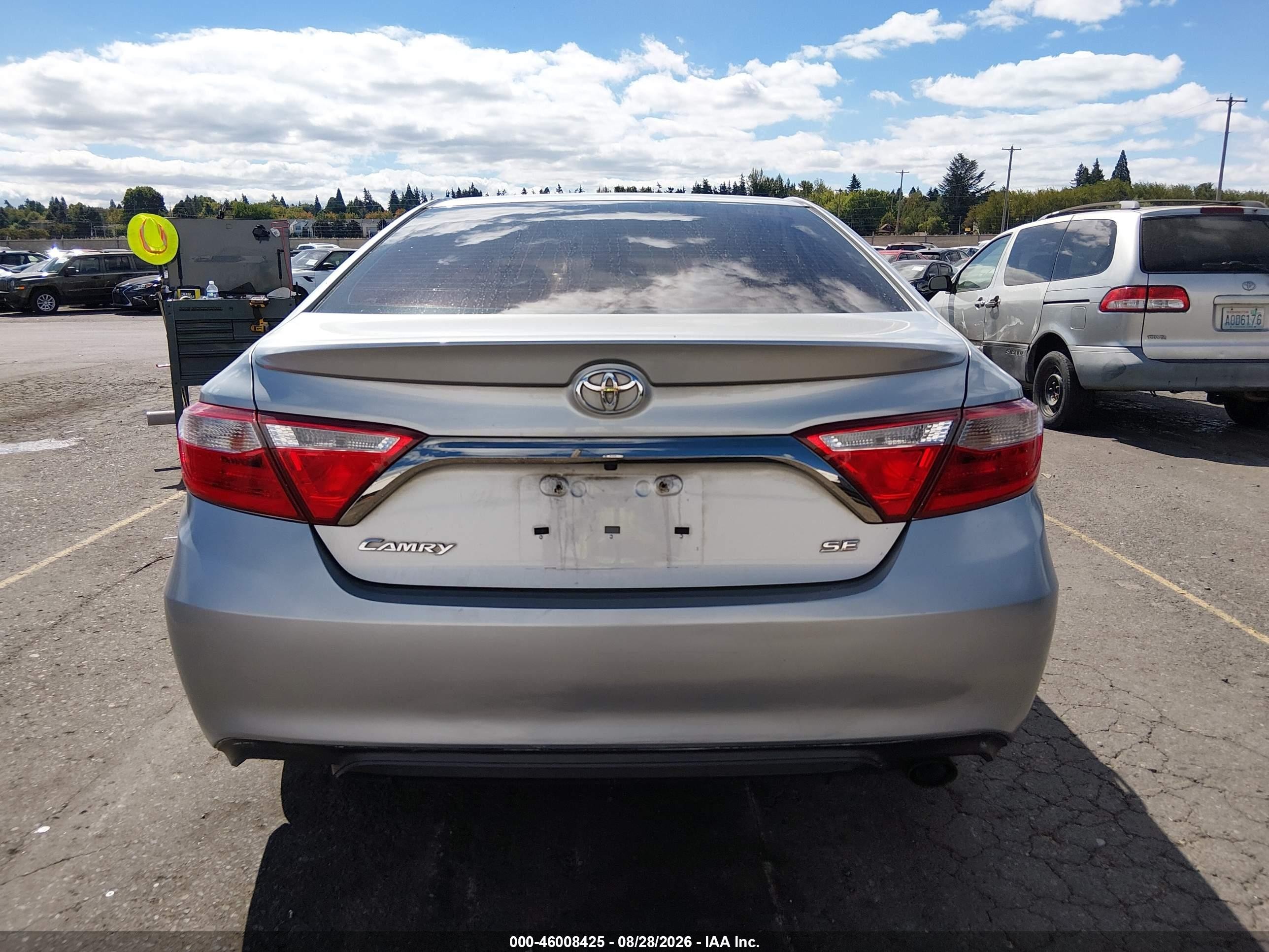 2015 Toyota Camry Se Silver vin: 4T1BF1FK5FU897626