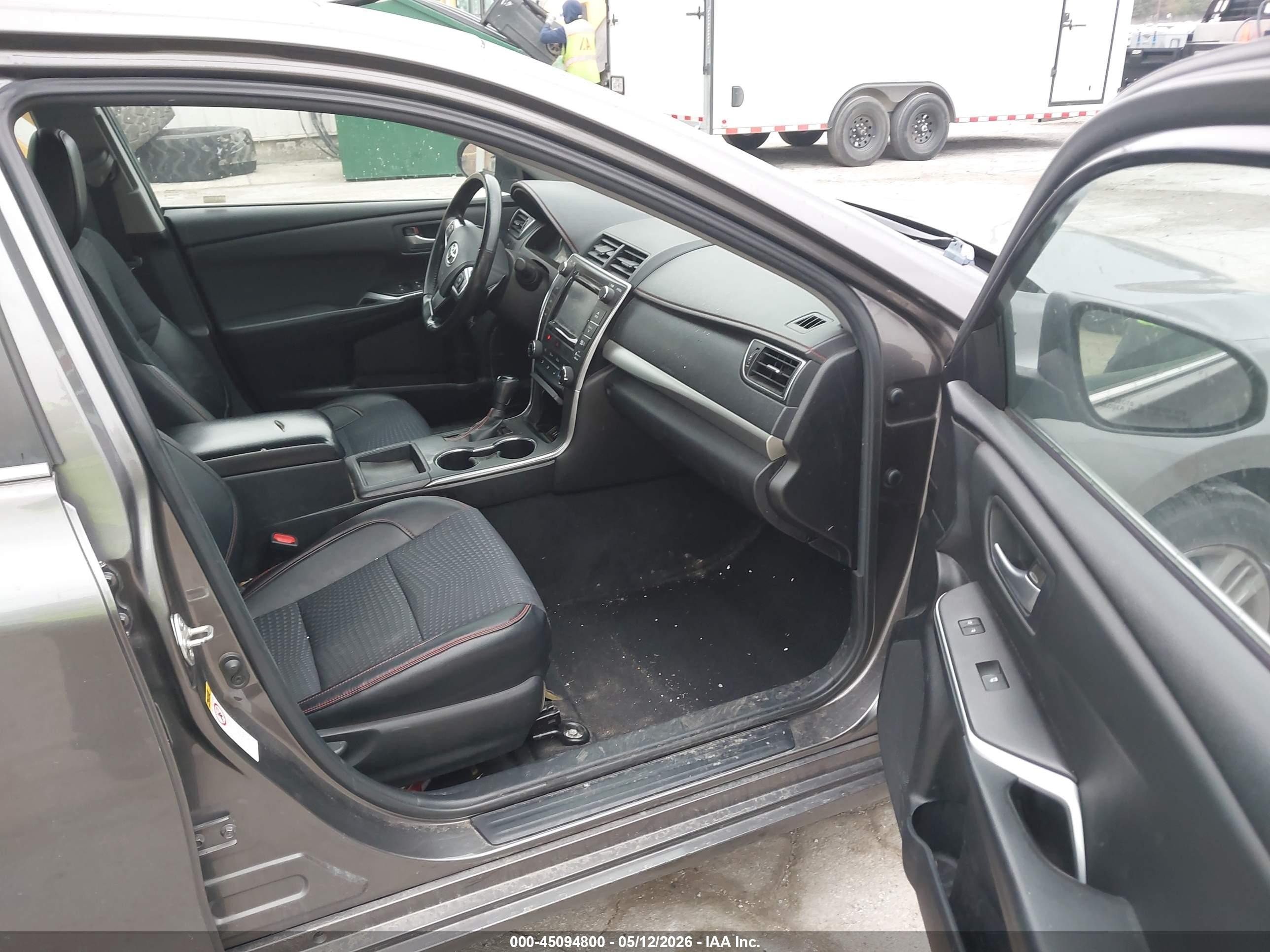2015 Toyota Camry Se Gray vin: 4T1BF1FK5FU903795