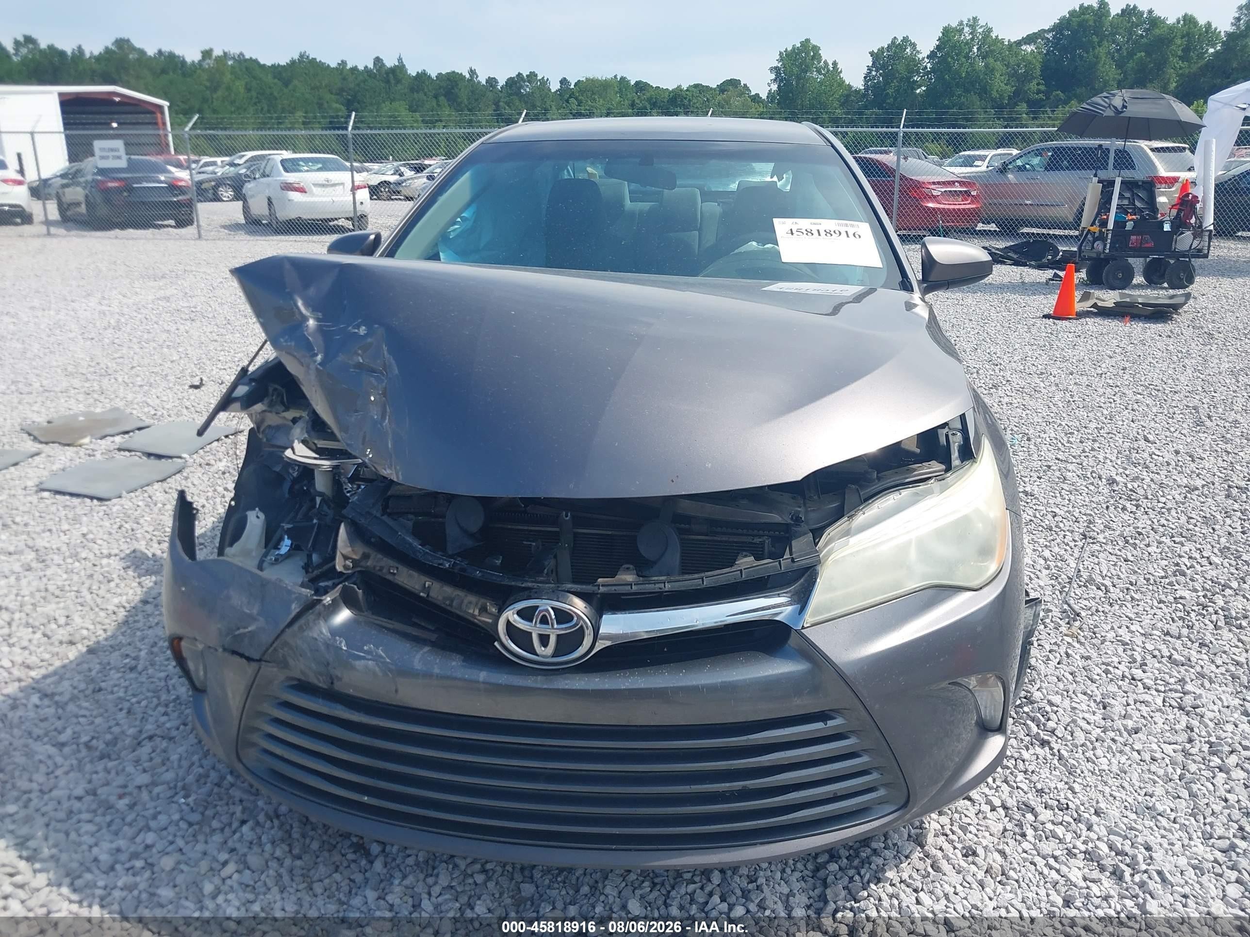 2015 Toyota Camry Le Gray vin: 4T1BF1FK5FU905207