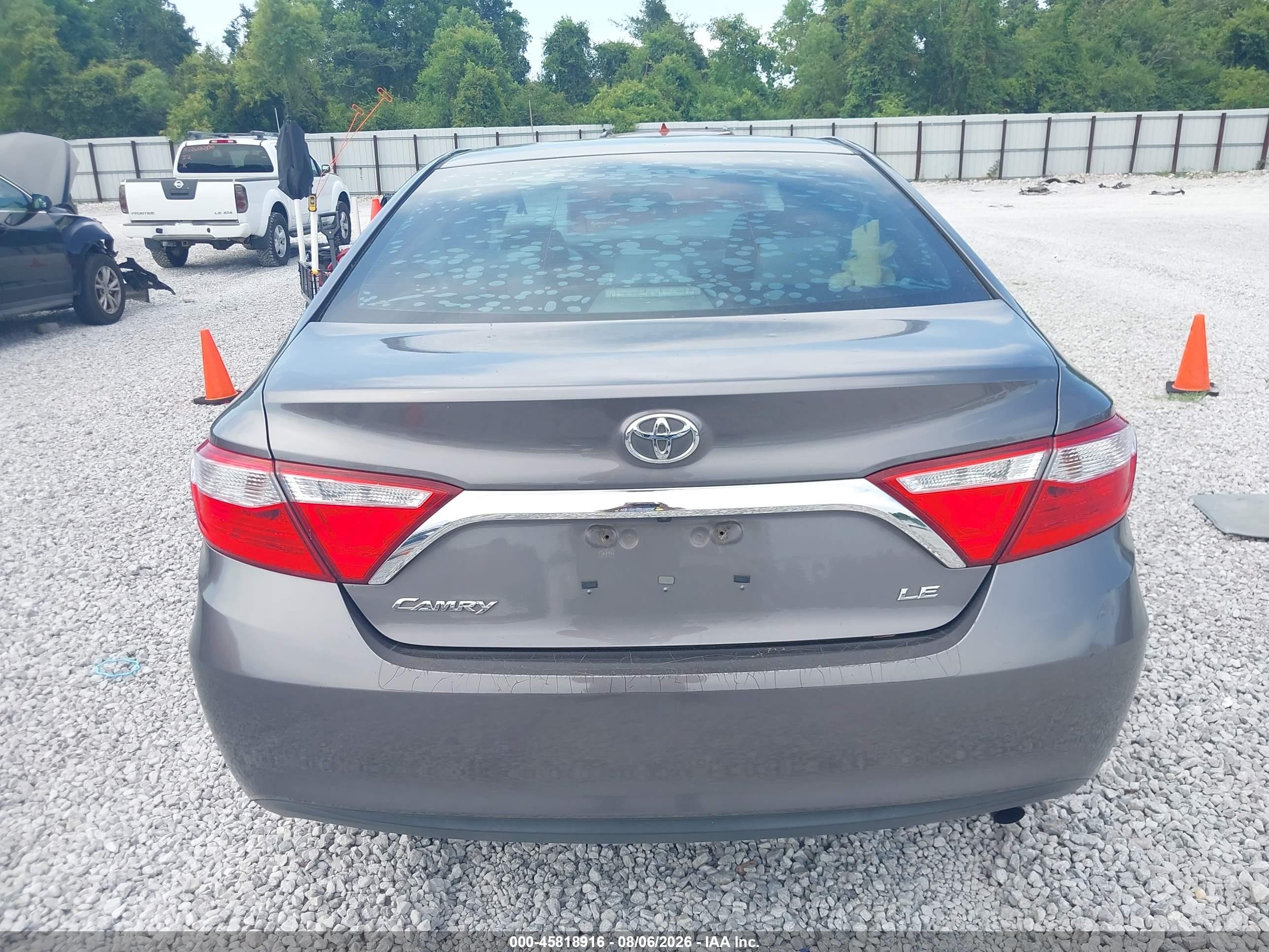 2015 Toyota Camry Le Gray vin: 4T1BF1FK5FU905207