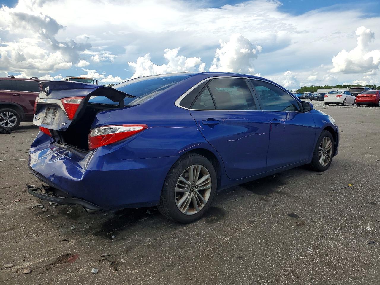 2015 Toyota Camry Se Blue vin: 4T1BF1FK5FU914165