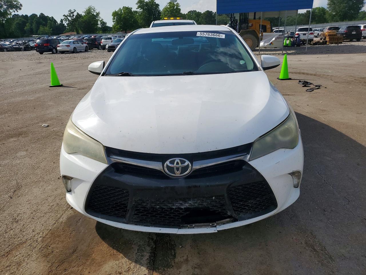 2015 Toyota Camry Se White vin: 4T1BF1FK5FU932066