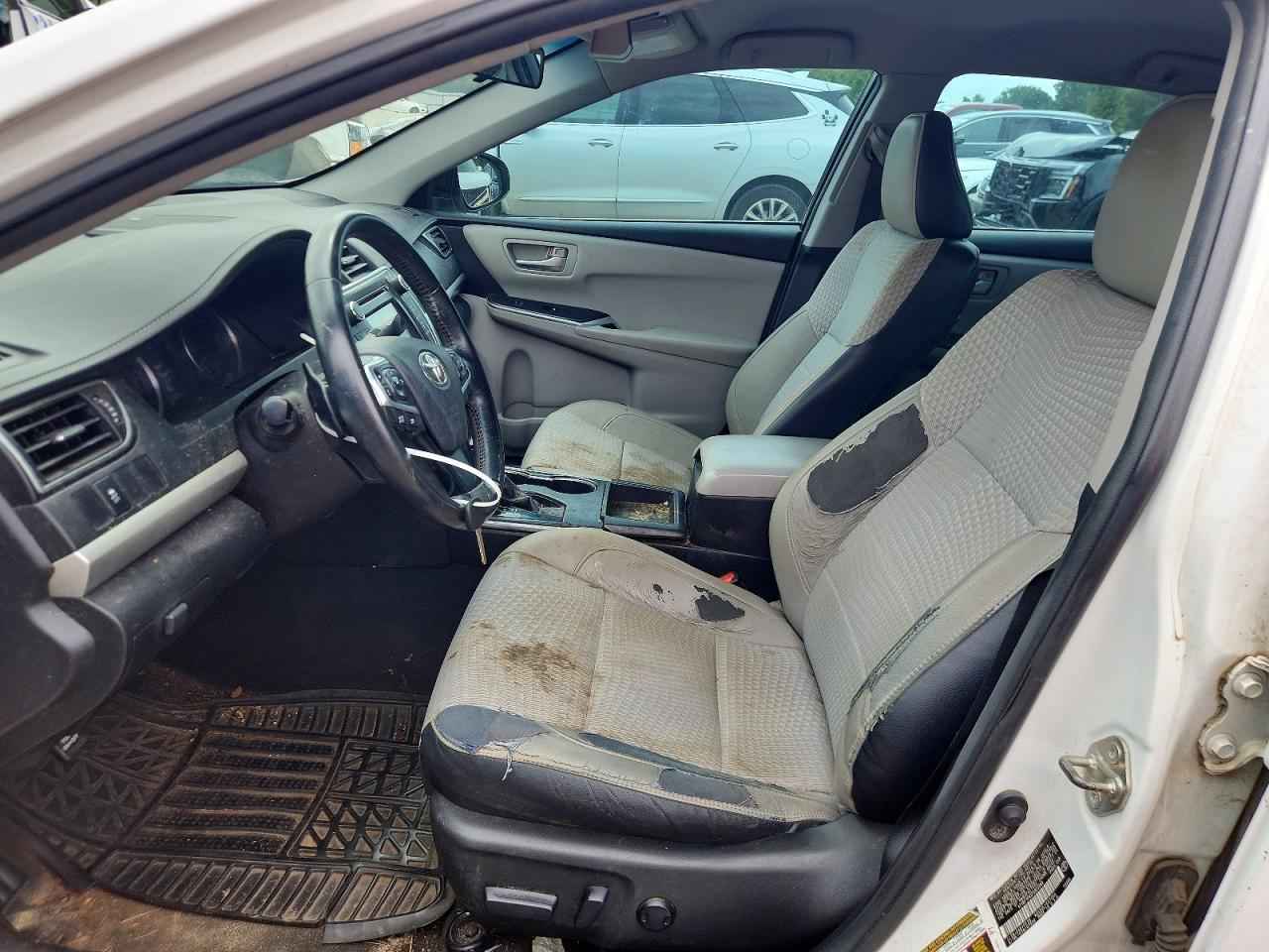 2015 Toyota Camry Se White vin: 4T1BF1FK5FU932066