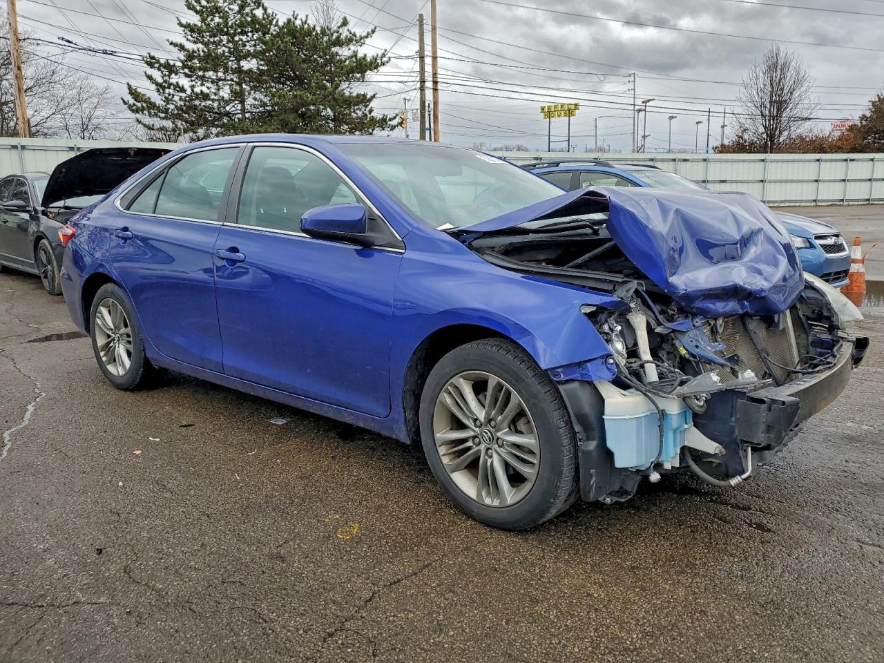 2015 Toyota Camry Le Blue vin: 4T1BF1FK5FU932147