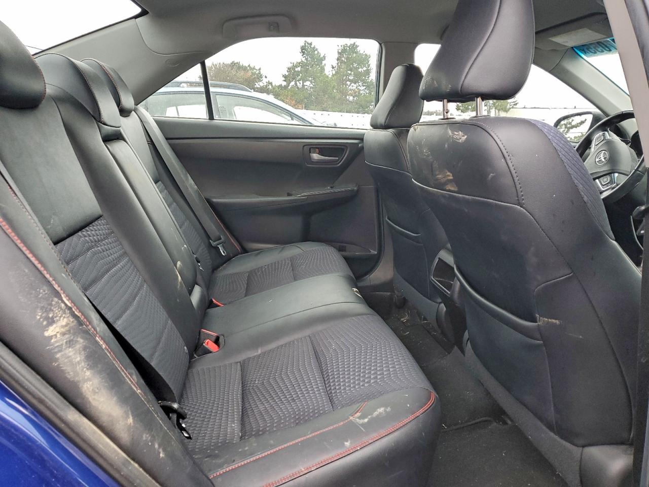 2015 Toyota Camry Le Blue vin: 4T1BF1FK5FU932147