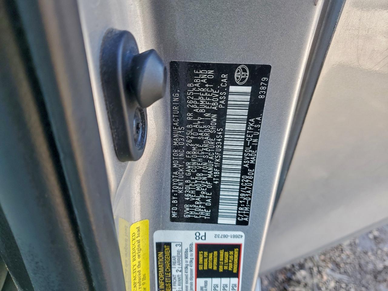 2015 Toyota Camry Le Серебряный vin: 4T1BF1FK5FU934545