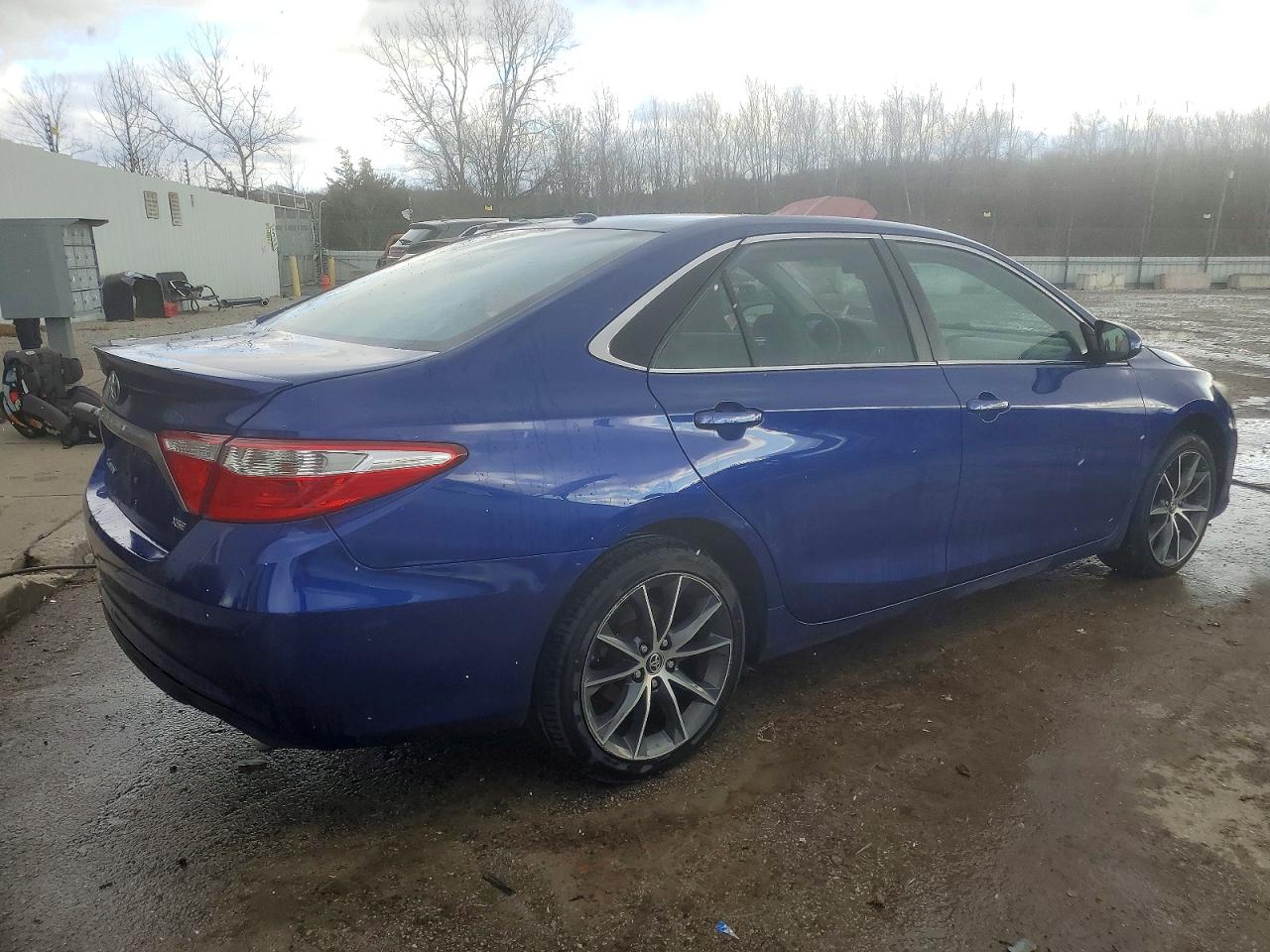 2015 Toyota Camry Xse Синий vin: 4T1BF1FK5FU937283
