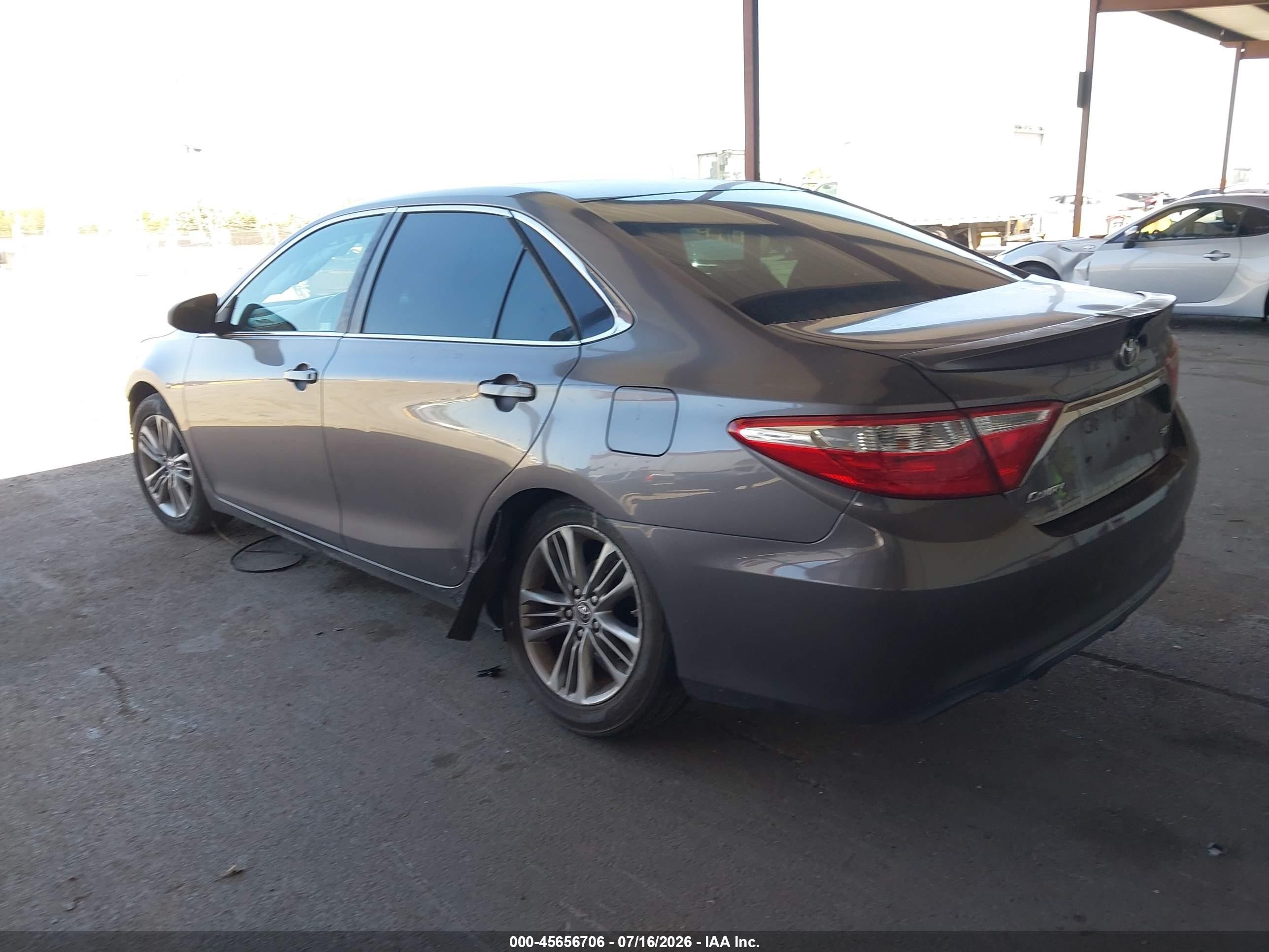 2015 Toyota Camry Se Серый vin: 4T1BF1FK5FU941091