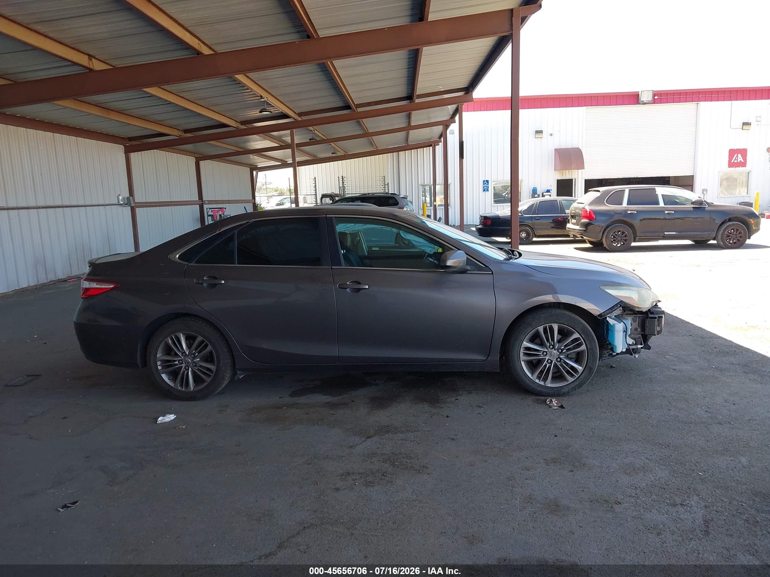 2015 Toyota Camry Se Серый vin: 4T1BF1FK5FU941091