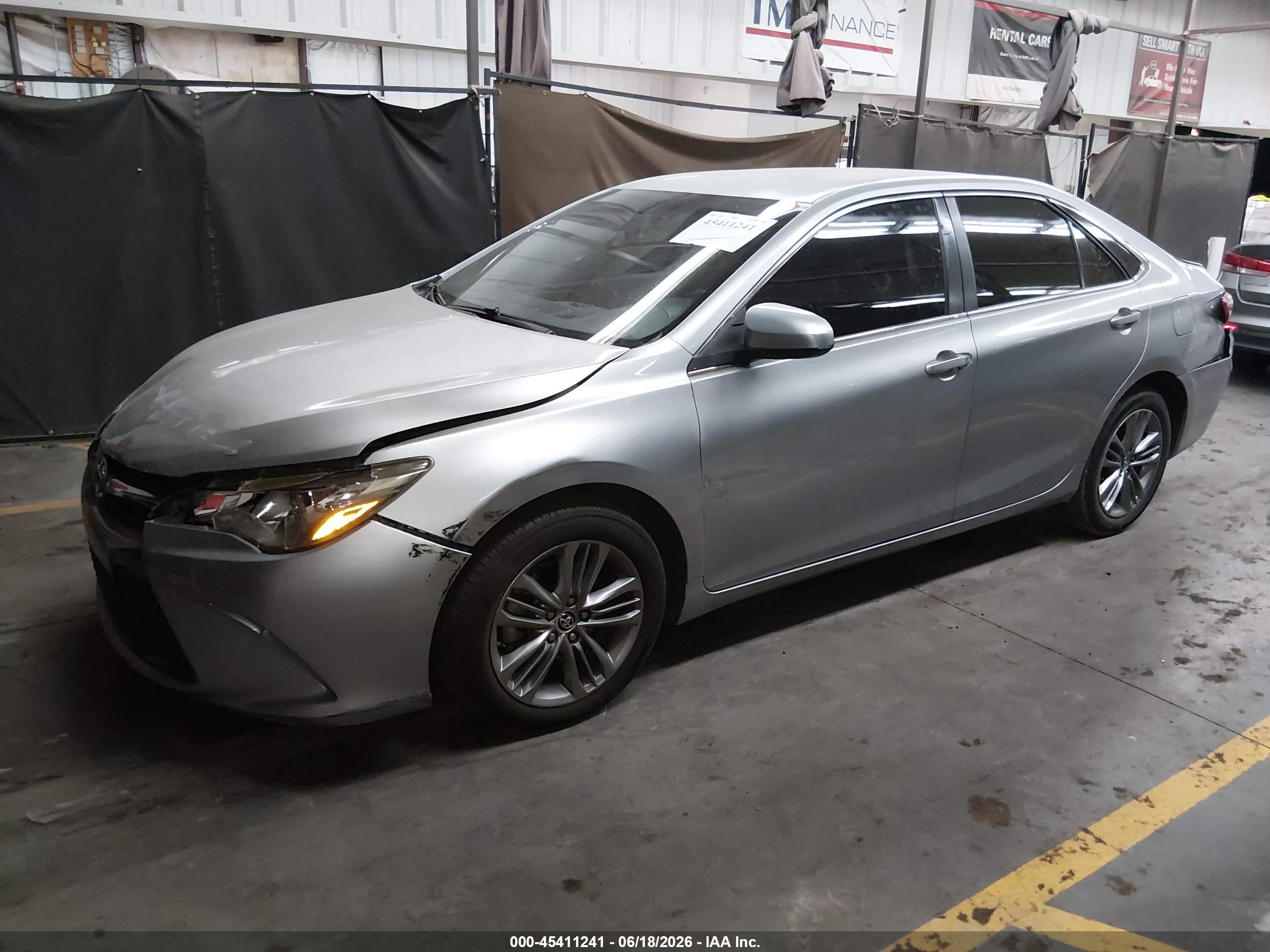 2015 Toyota Camry Se Silver vin: 4T1BF1FK5FU959848