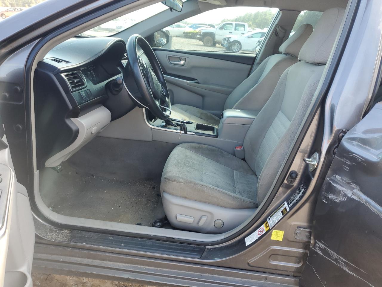 2015 Toyota Camry Le Gray vin: 4T1BF1FK5FU969070