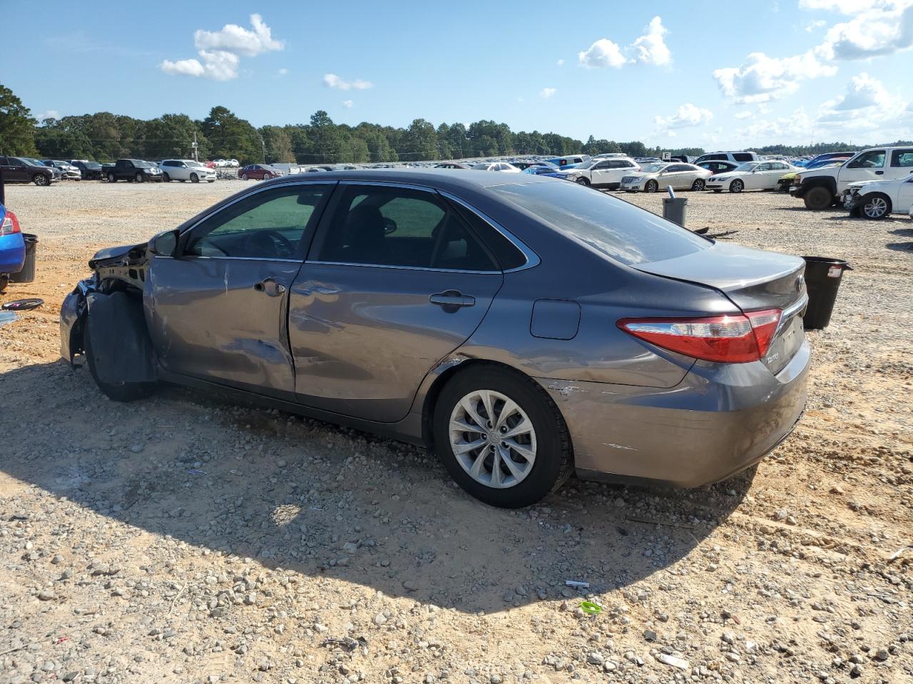 2015 Toyota Camry Le Gray vin: 4T1BF1FK5FU969070