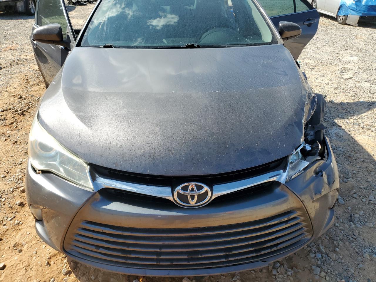 2015 Toyota Camry Le Gray vin: 4T1BF1FK5FU969070