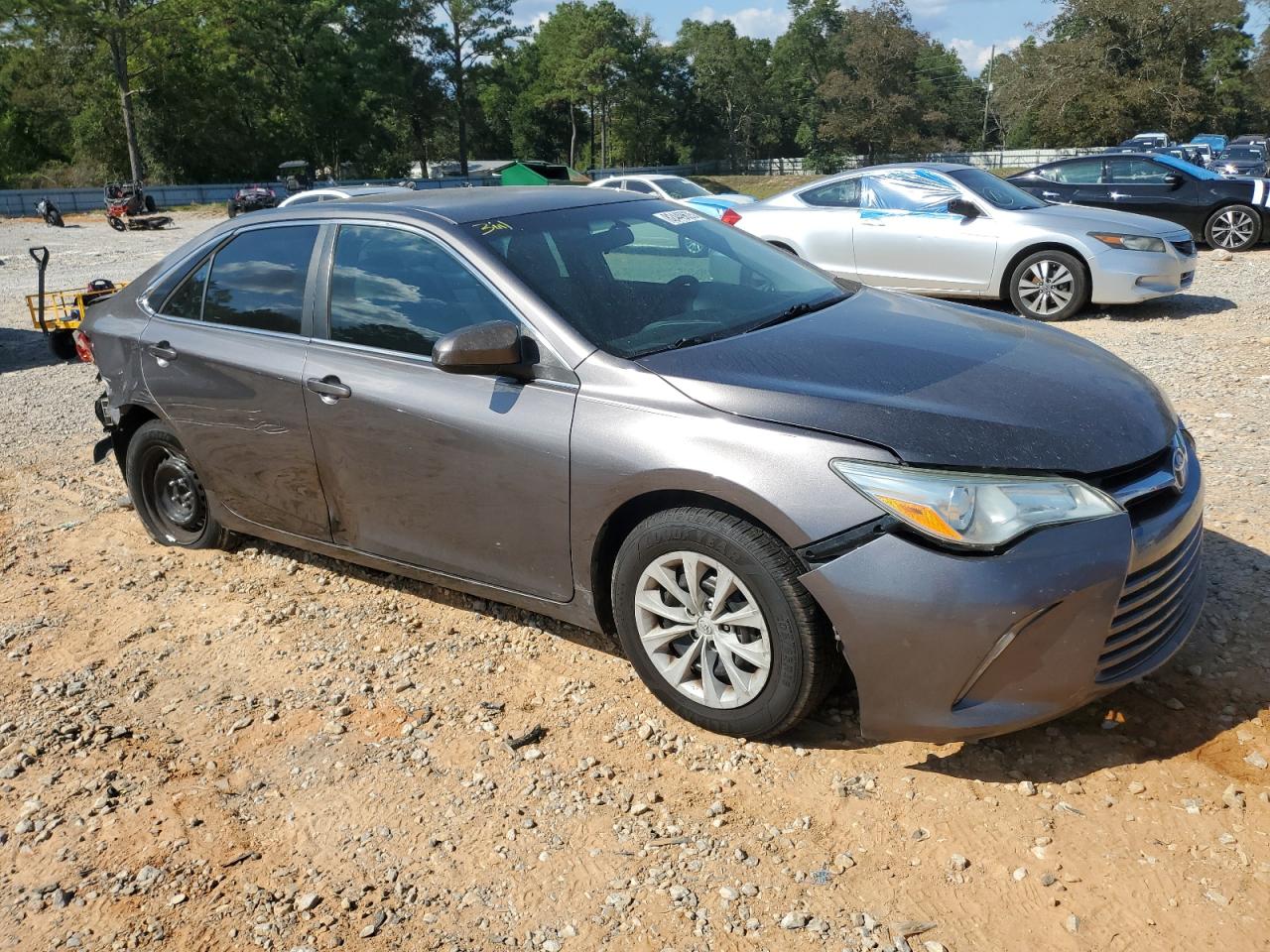 2015 Toyota Camry Le Gray vin: 4T1BF1FK5FU969070