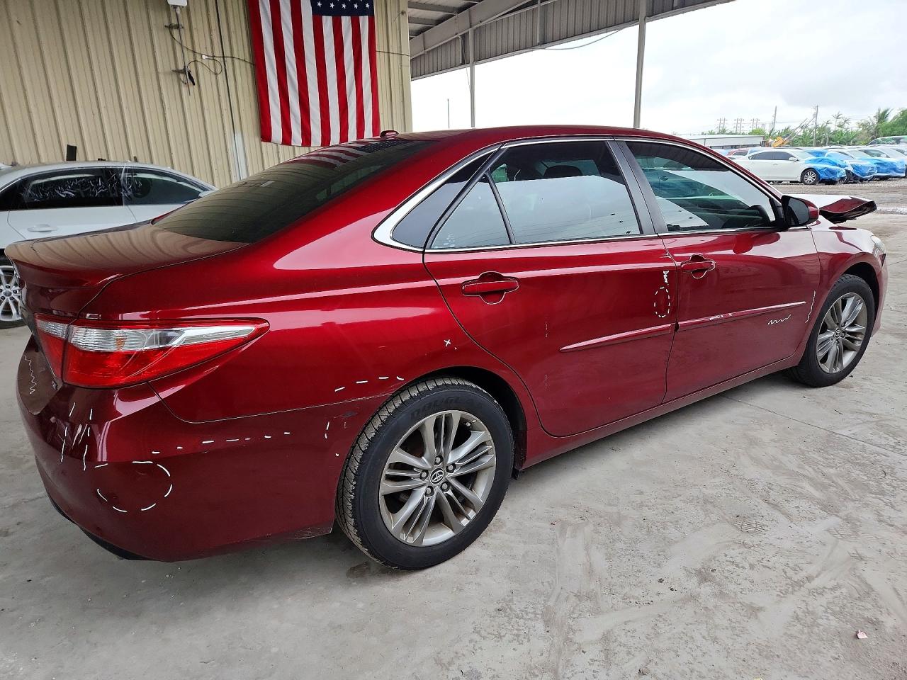 2015 Toyota Camry Se Red vin: 4T1BF1FK5FU969747