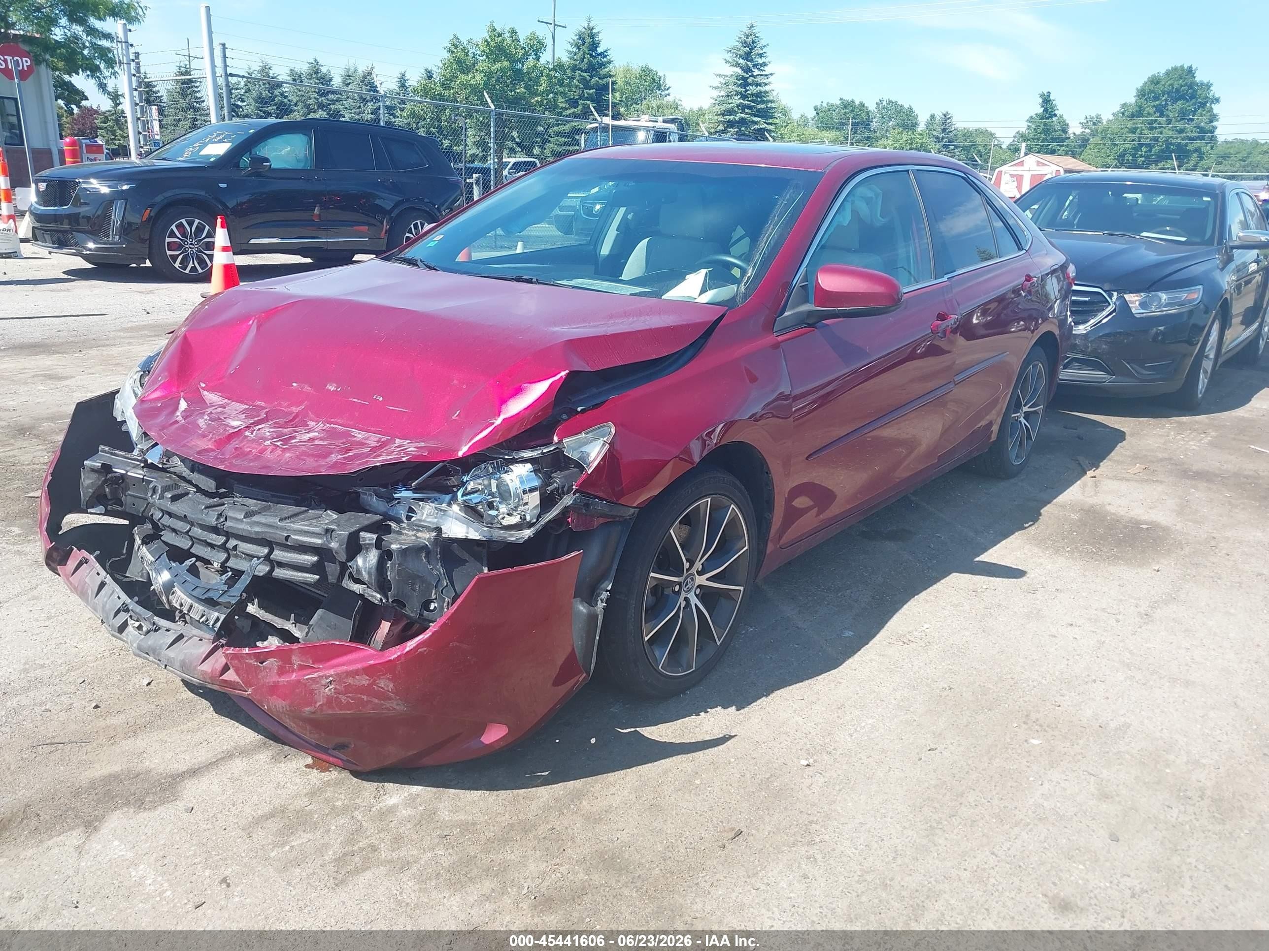 2015 Toyota Camry Xse Red vin: 4T1BF1FK5FU971711