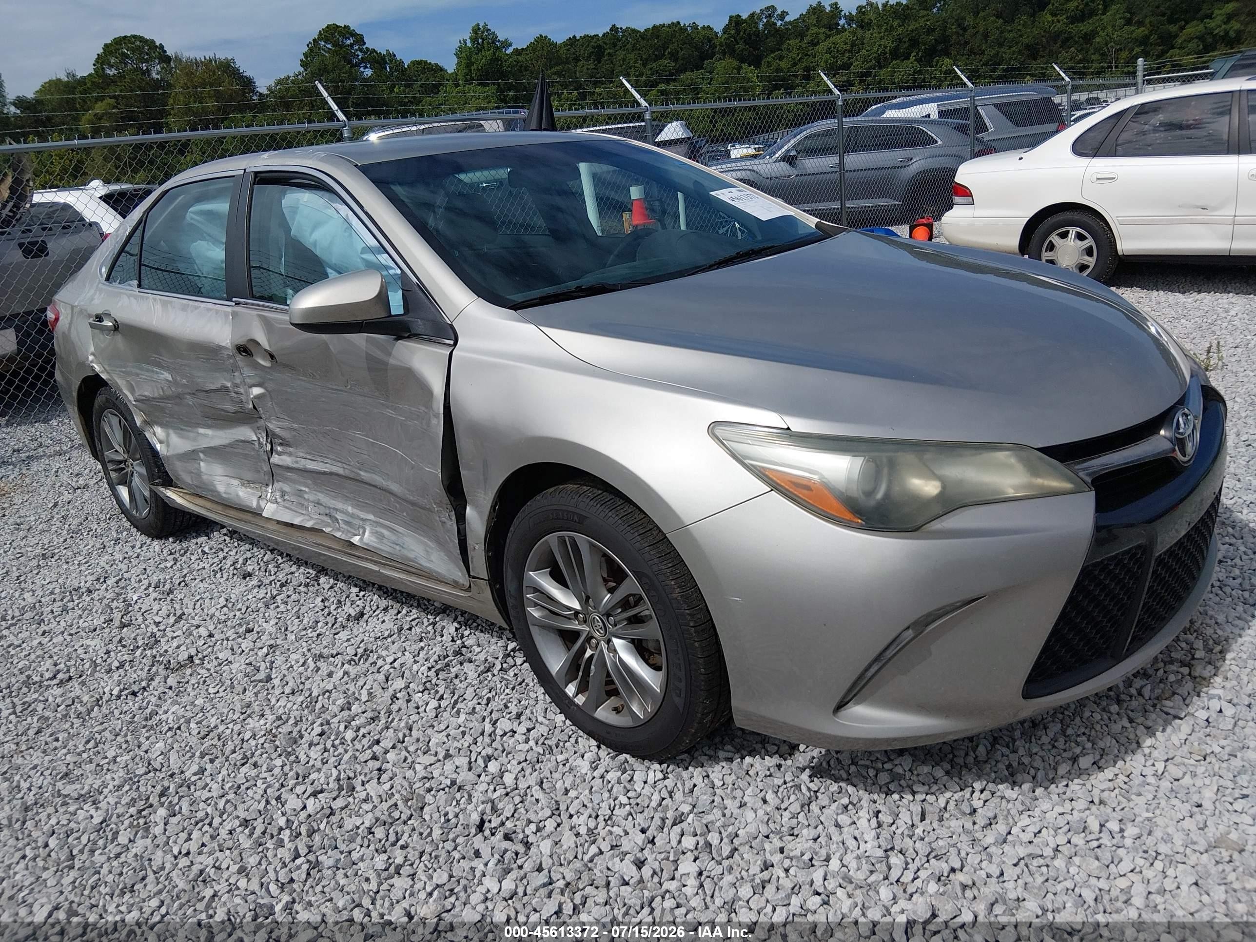 2016 Toyota Camry Se Gold vin: 4T1BF1FK5GU170794