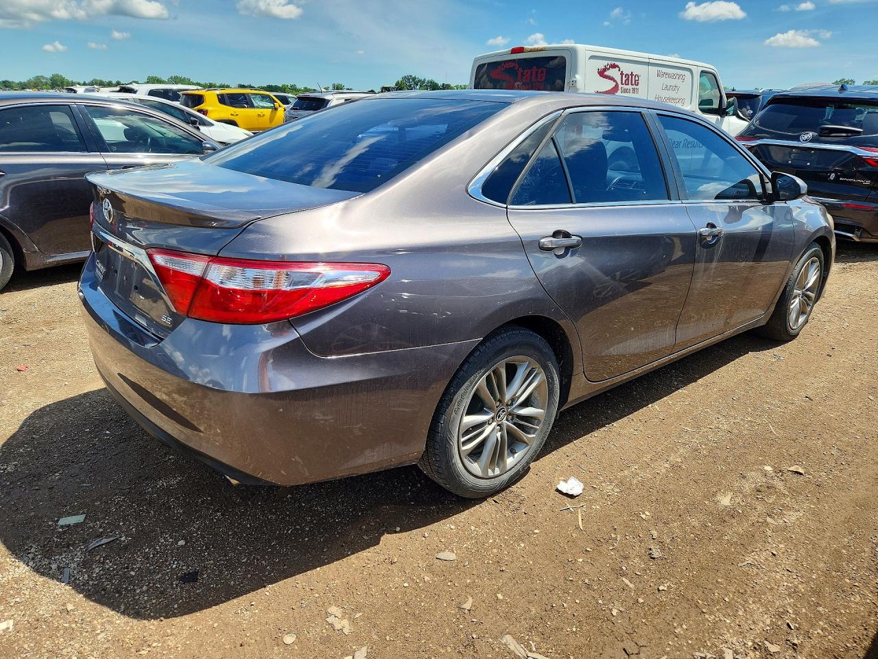 2016 Toyota Camry Se Gray vin: 4T1BF1FK5GU505410